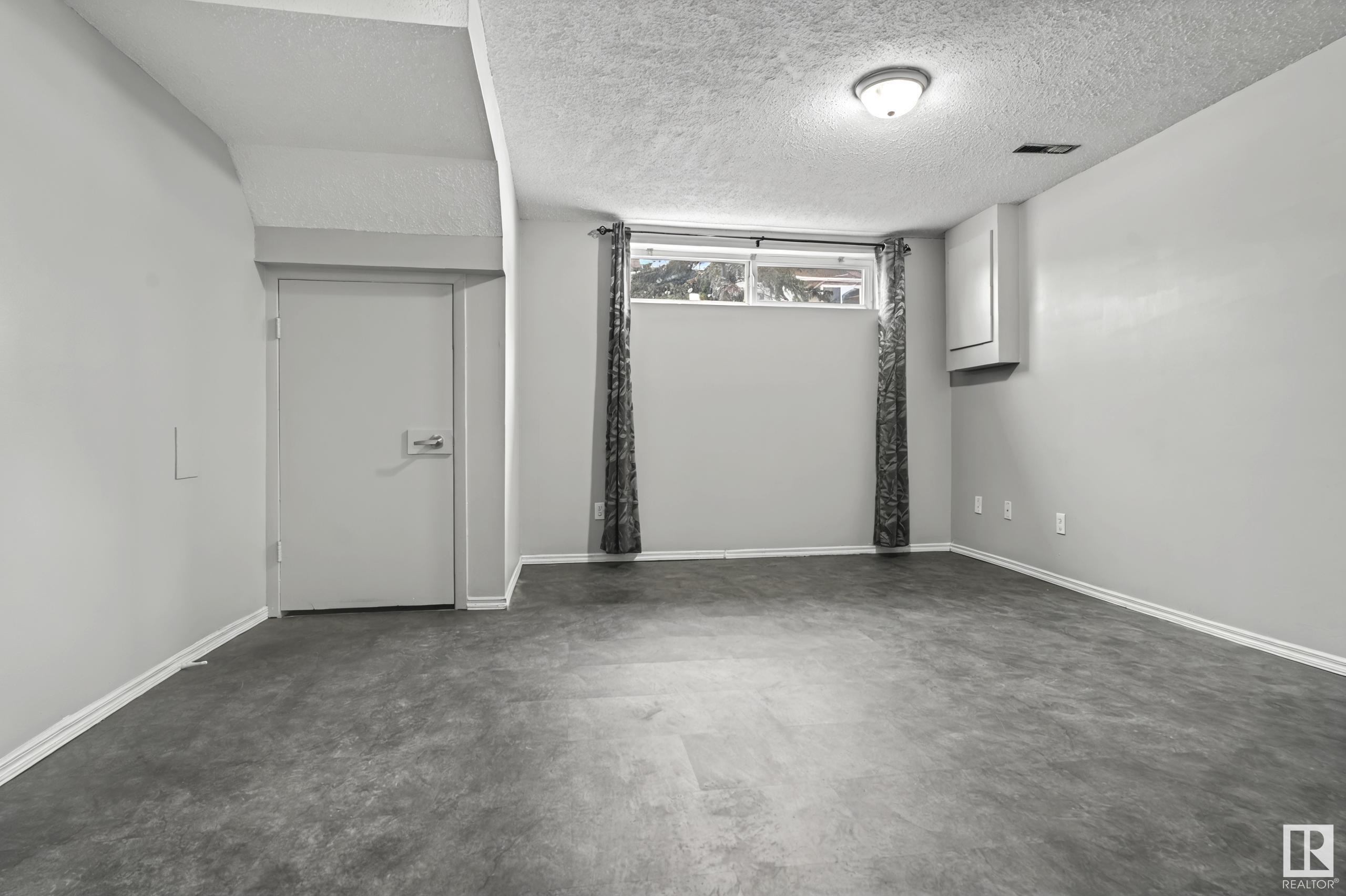     18349 93 AV NW , Edmonton,  ,T5T 1V2 ;  Listing Number: MLS E4419636