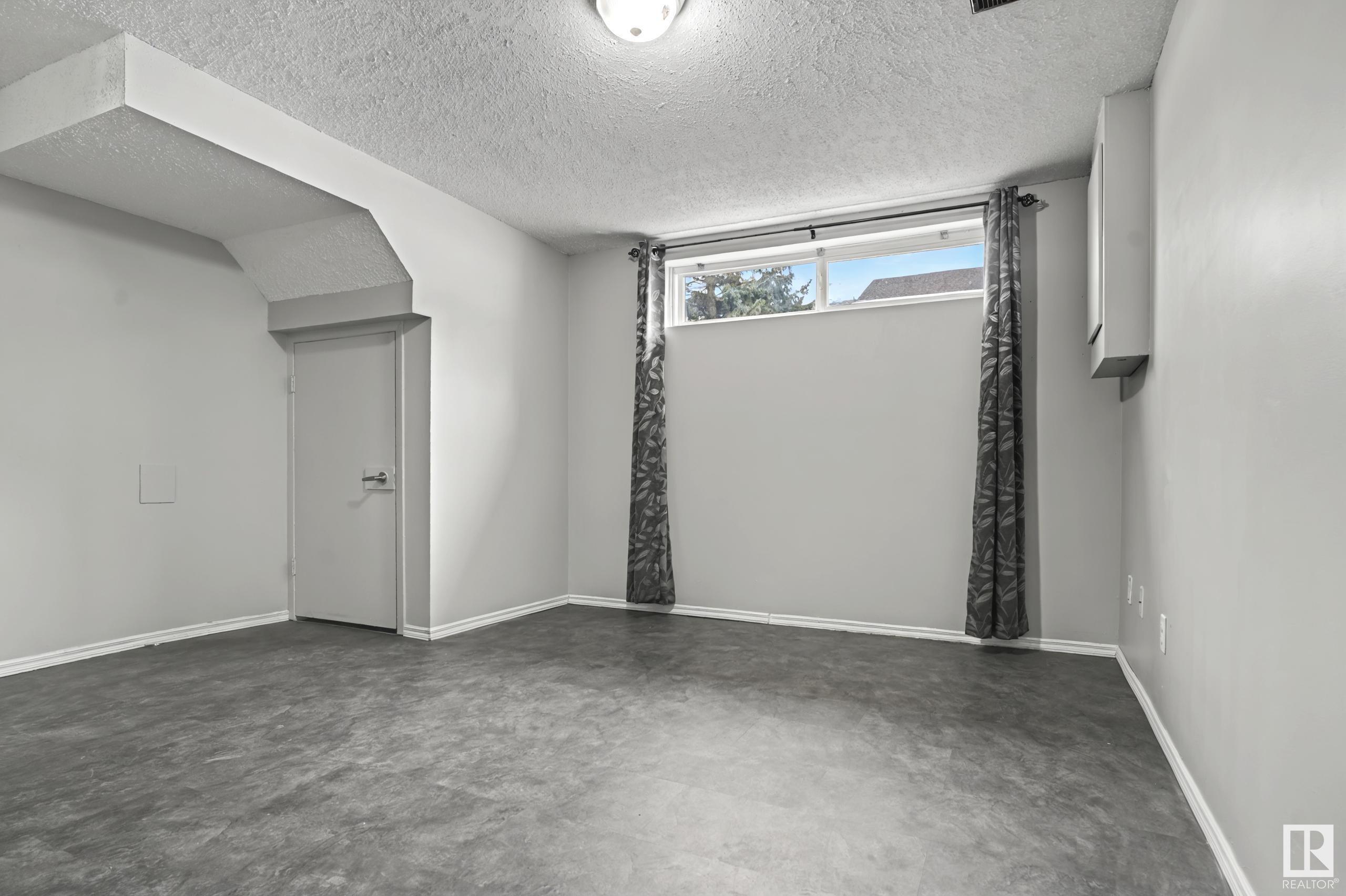      18349 93 AV NW , Edmonton,  ,T5T 1V2 ;  Listing Number: MLS E4419636
