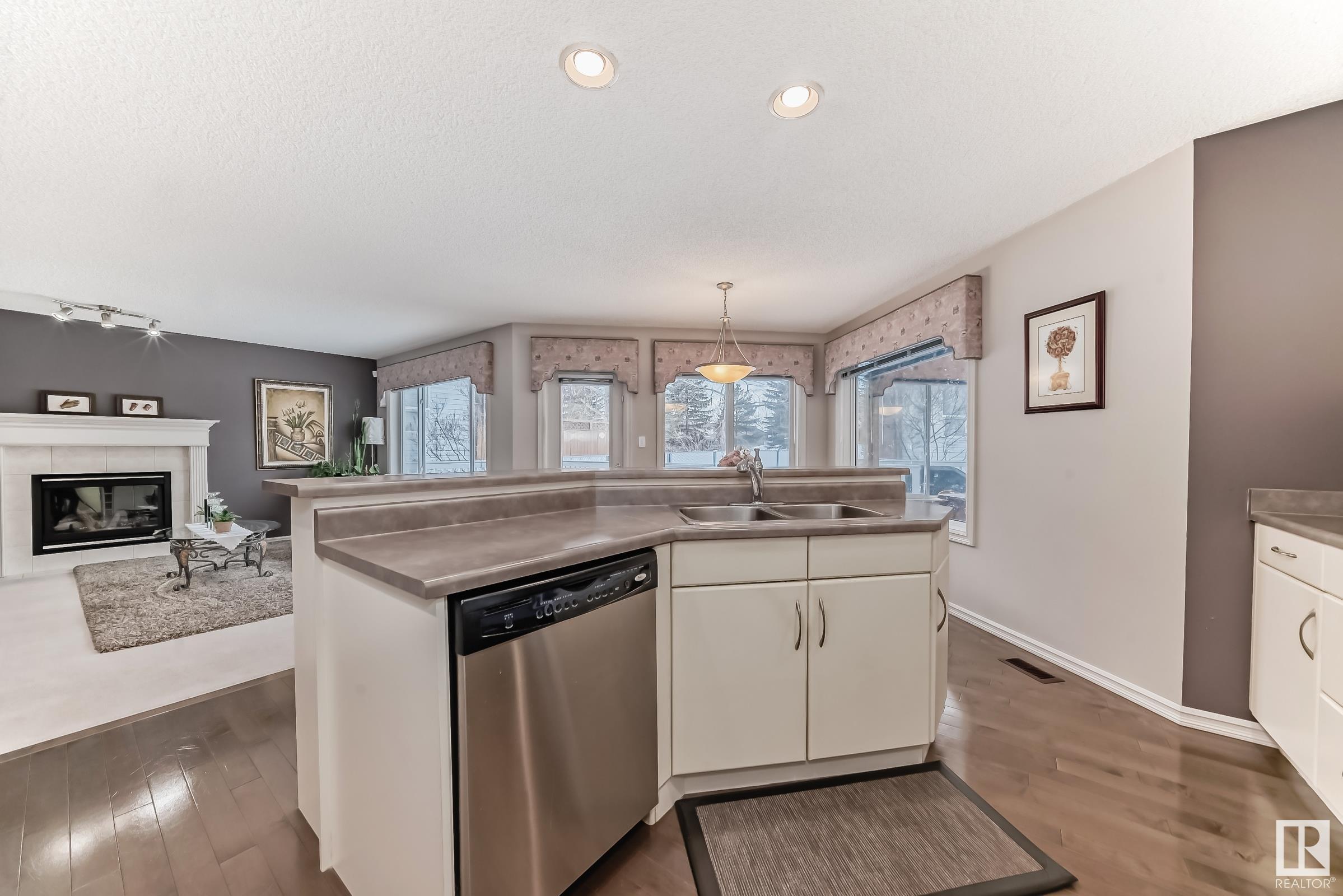      2080 Brennan CR NW NW , Edmonton,  ,T5T 6M3 ;  Listing Number: MLS E4419640