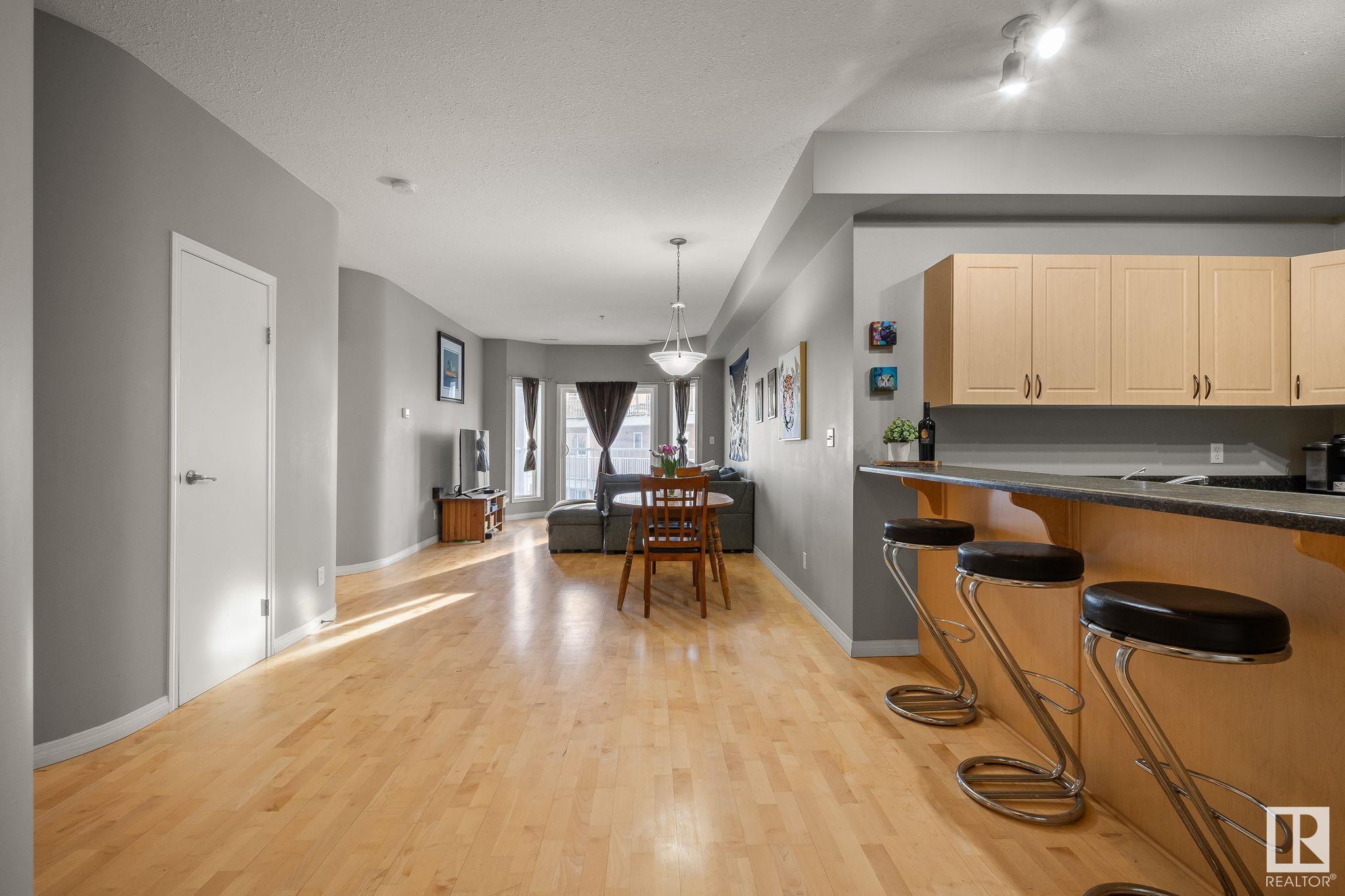      #323 4304 139 AV NW , Edmonton,  ,T5Y 0H6 ;  Listing Number: MLS E4419646