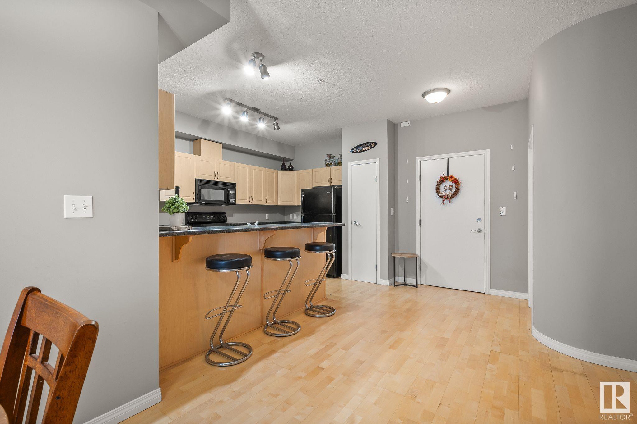      #323 4304 139 AV NW , Edmonton,  ,T5Y 0H6 ;  Listing Number: MLS E4419646