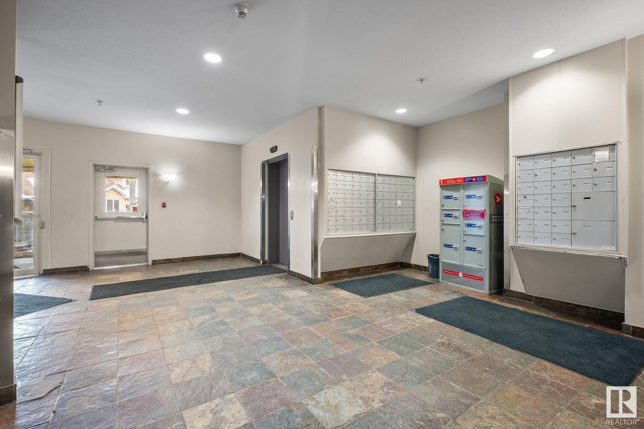      #323 4304 139 AV NW , Edmonton,  ,T5Y 0H6 ;  Listing Number: MLS E4419646