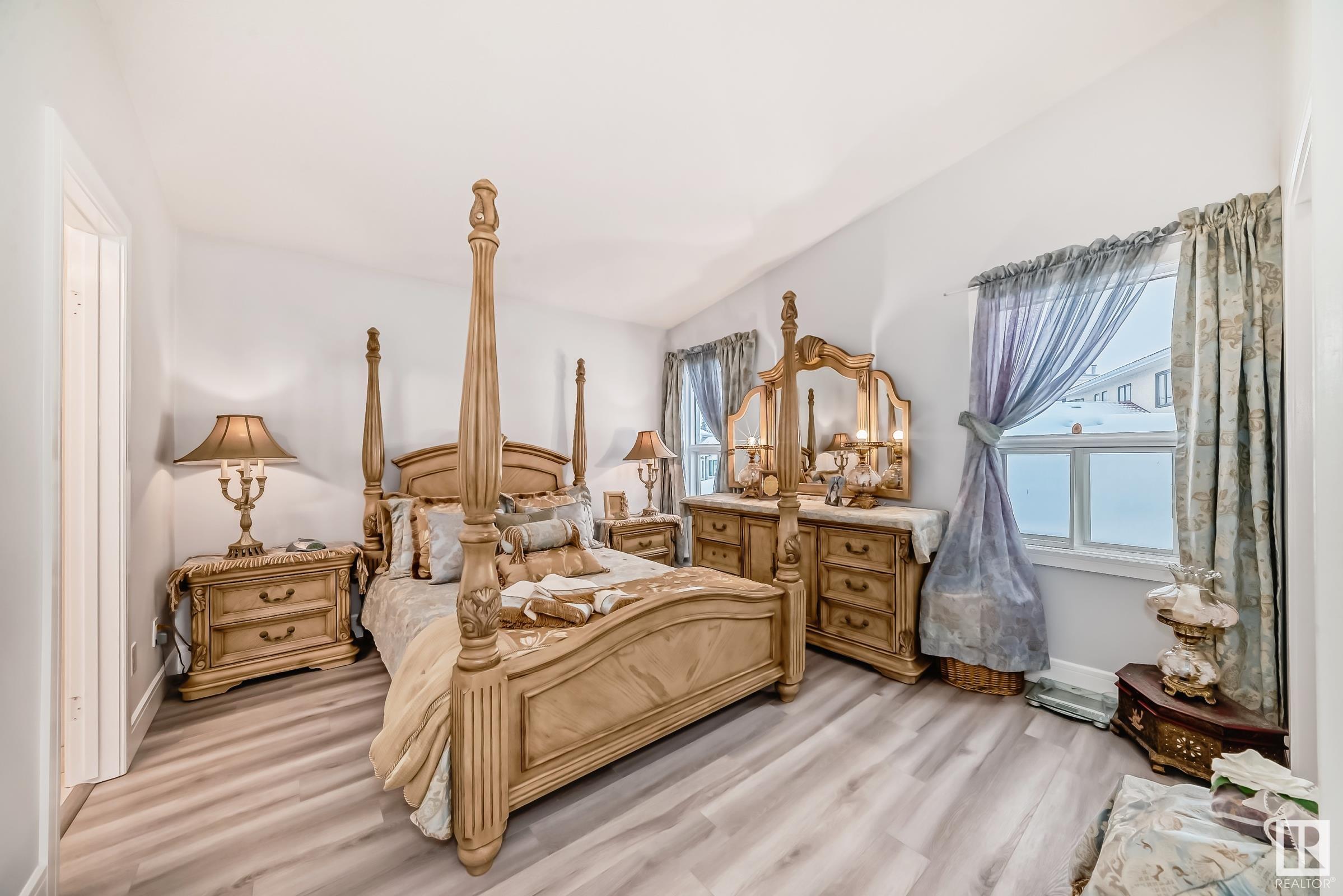      10735 BEAUMARIS RD NW , Edmonton,  ,T5X 5P1 ;  Listing Number: MLS E4419647