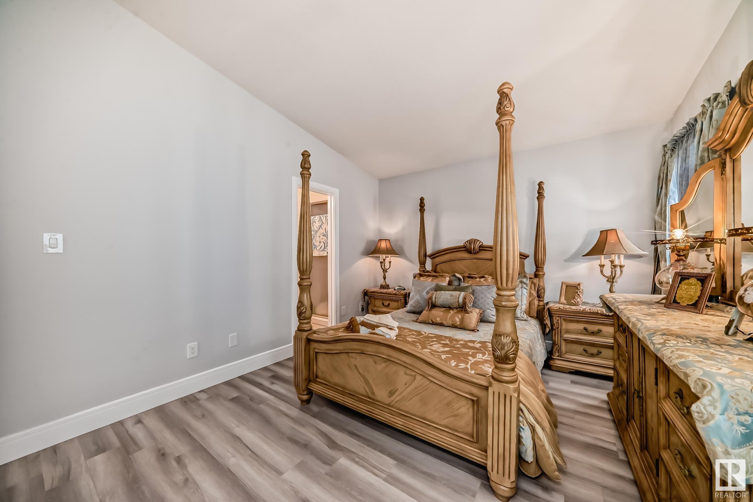      10735 BEAUMARIS RD NW , Edmonton,  ,T5X 5P1 ;  Listing Number: MLS E4419647