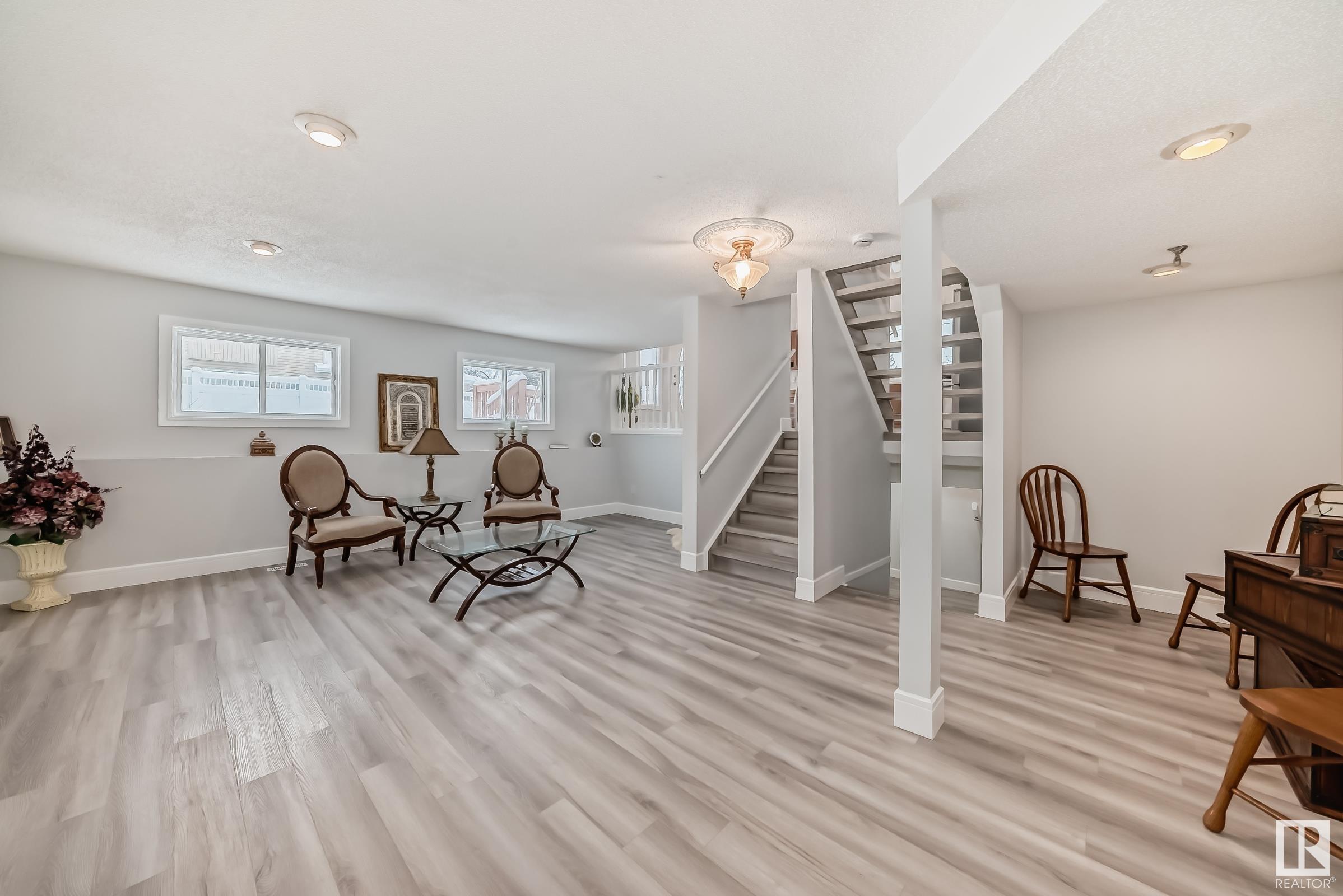     10735 BEAUMARIS RD NW , Edmonton,  ,T5X 5P1 ;  Listing Number: MLS E4419647