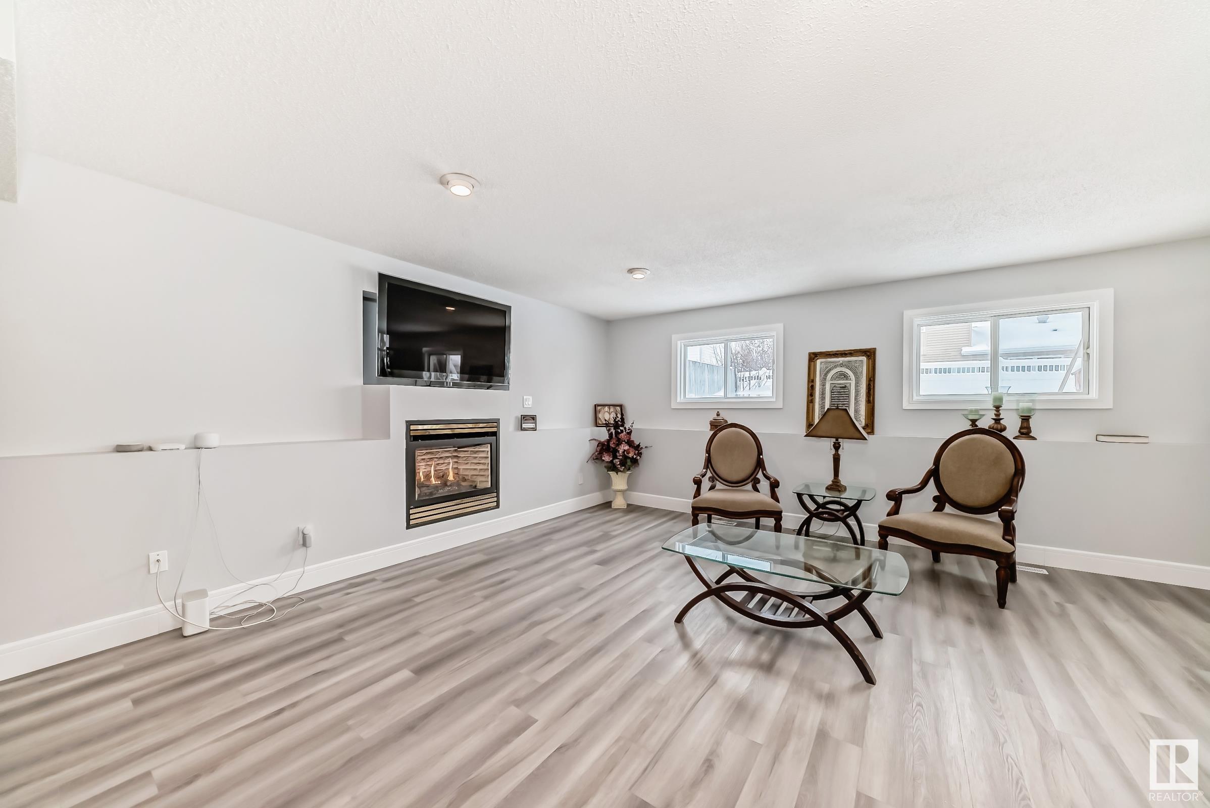      10735 BEAUMARIS RD NW , Edmonton,  ,T5X 5P1 ;  Listing Number: MLS E4419647