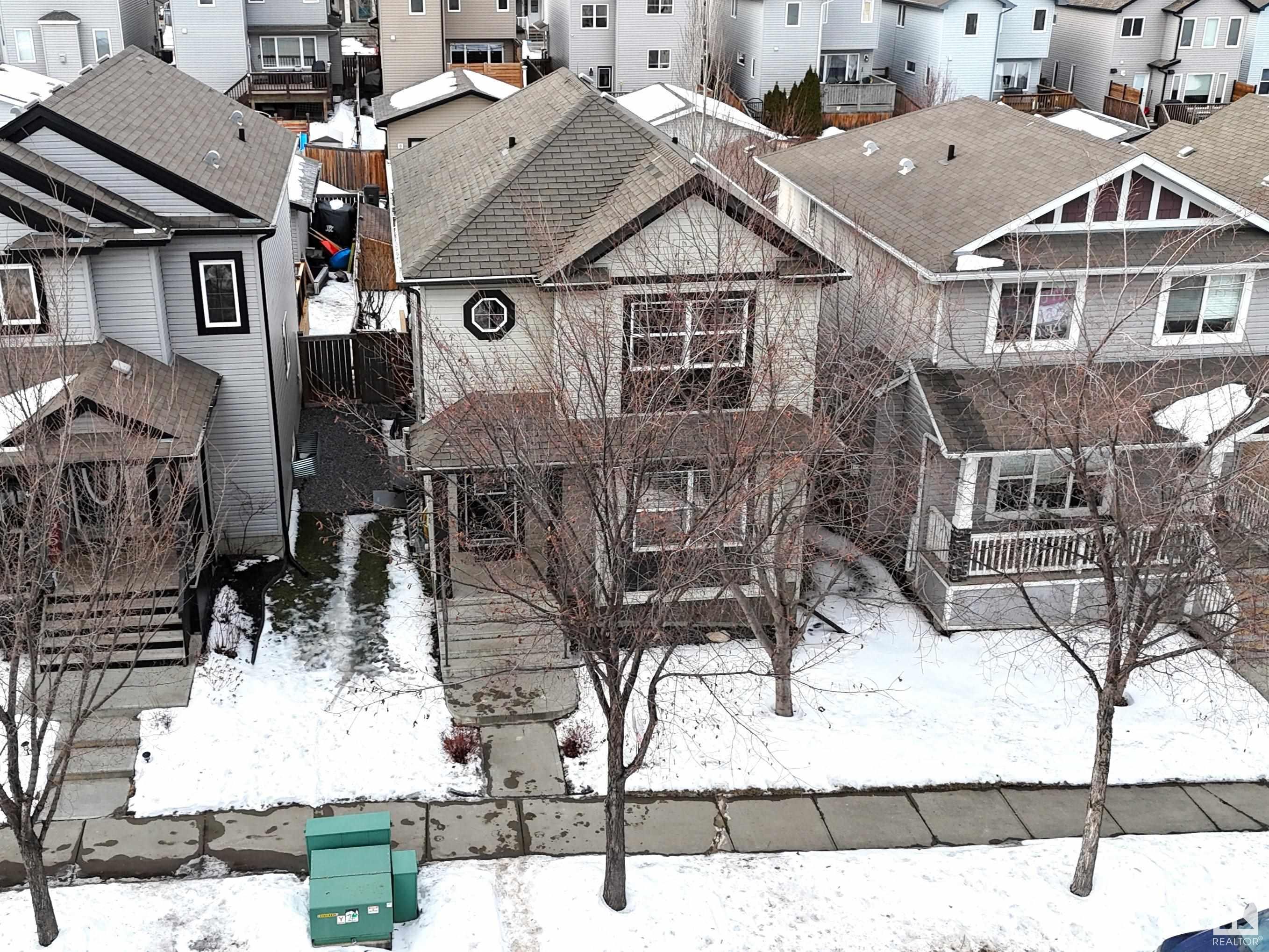      51 SPRUCE VILLAGE DR E , Spruce Grove,  ,T7X 0H1 ;  Listing Number: MLS E4419659