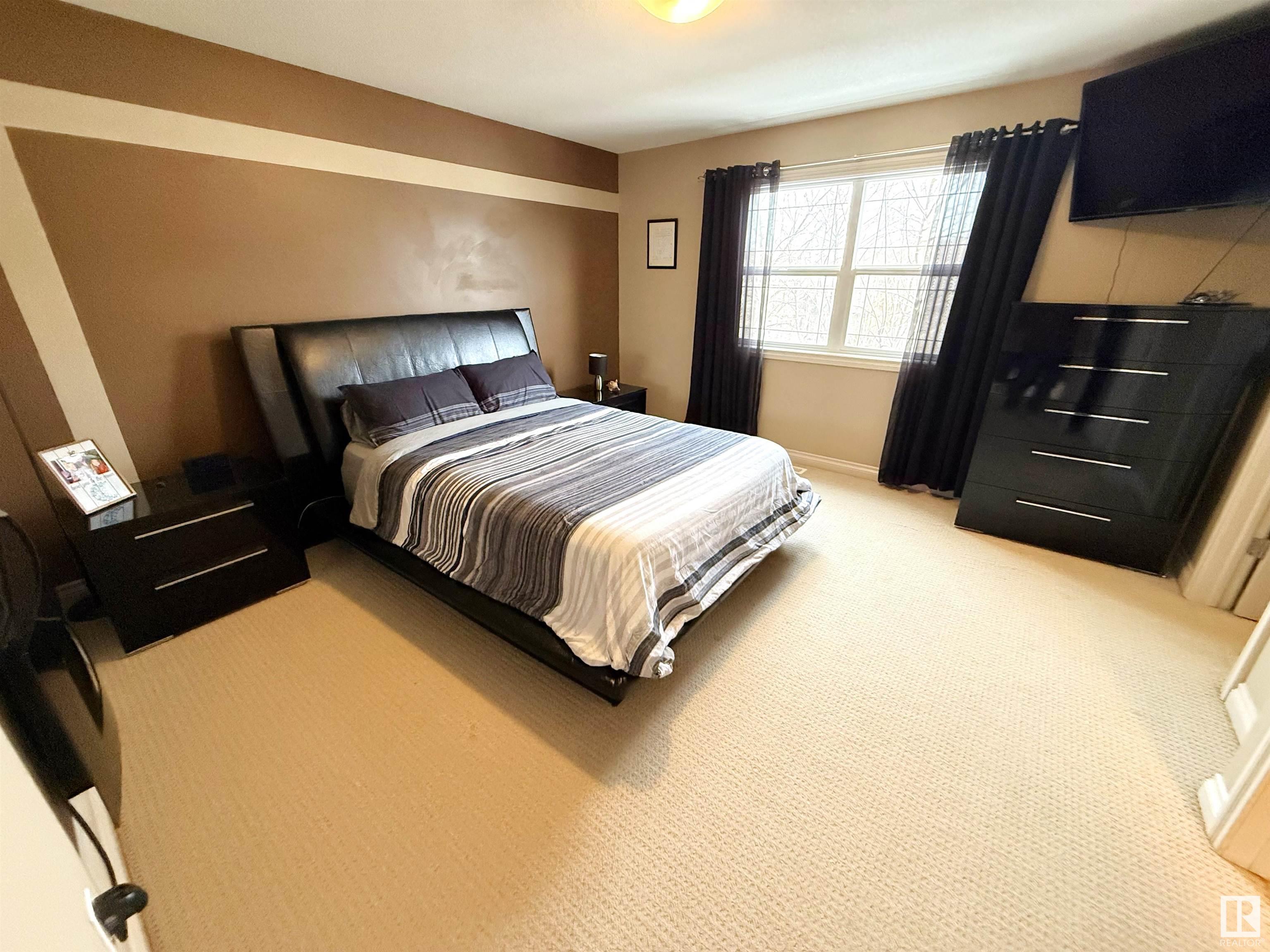      51 SPRUCE VILLAGE DR E , Spruce Grove,  ,T7X 0H1 ;  Listing Number: MLS E4419659