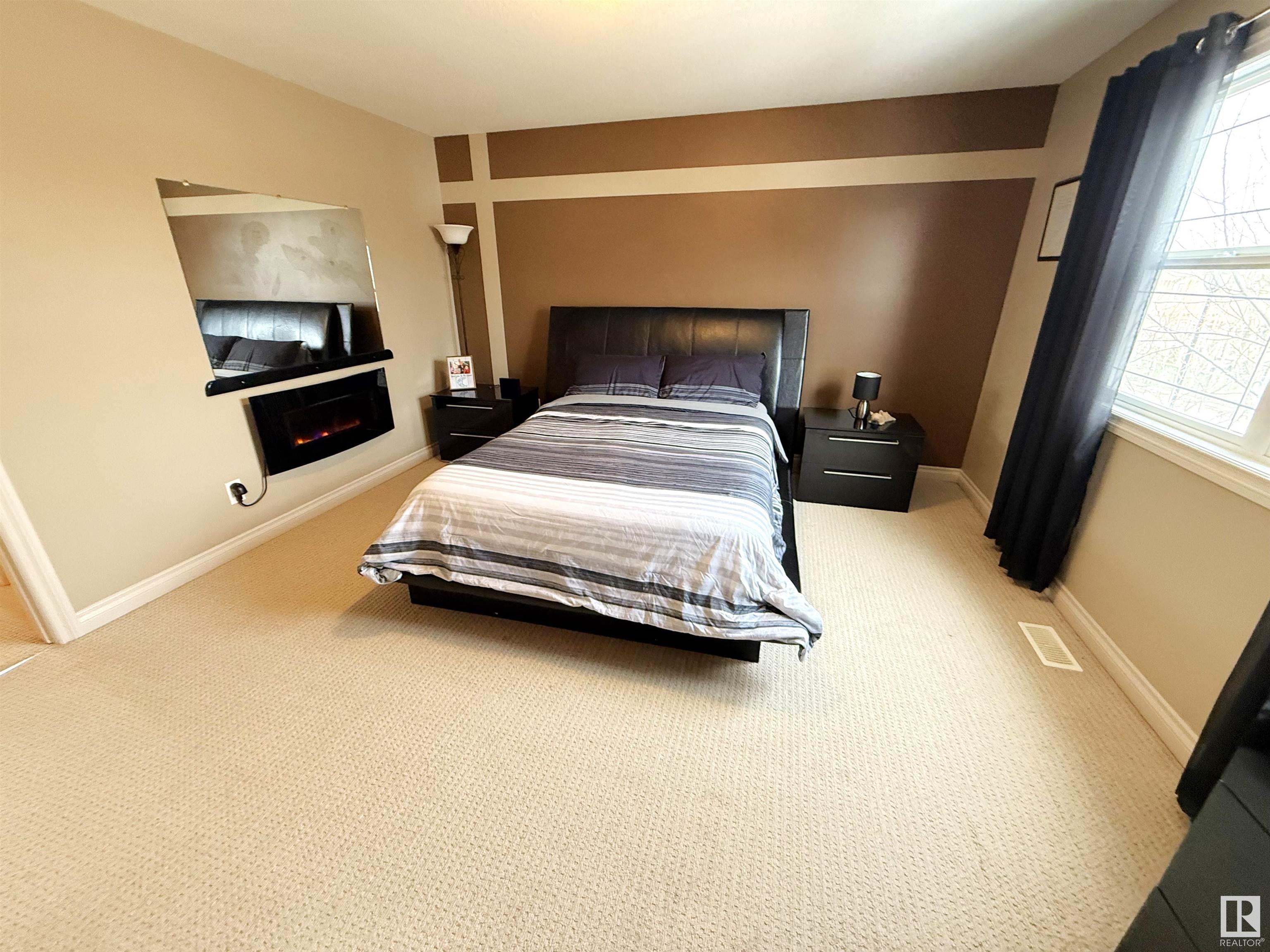      51 SPRUCE VILLAGE DR E , Spruce Grove,  ,T7X 0H1 ;  Listing Number: MLS E4419659
