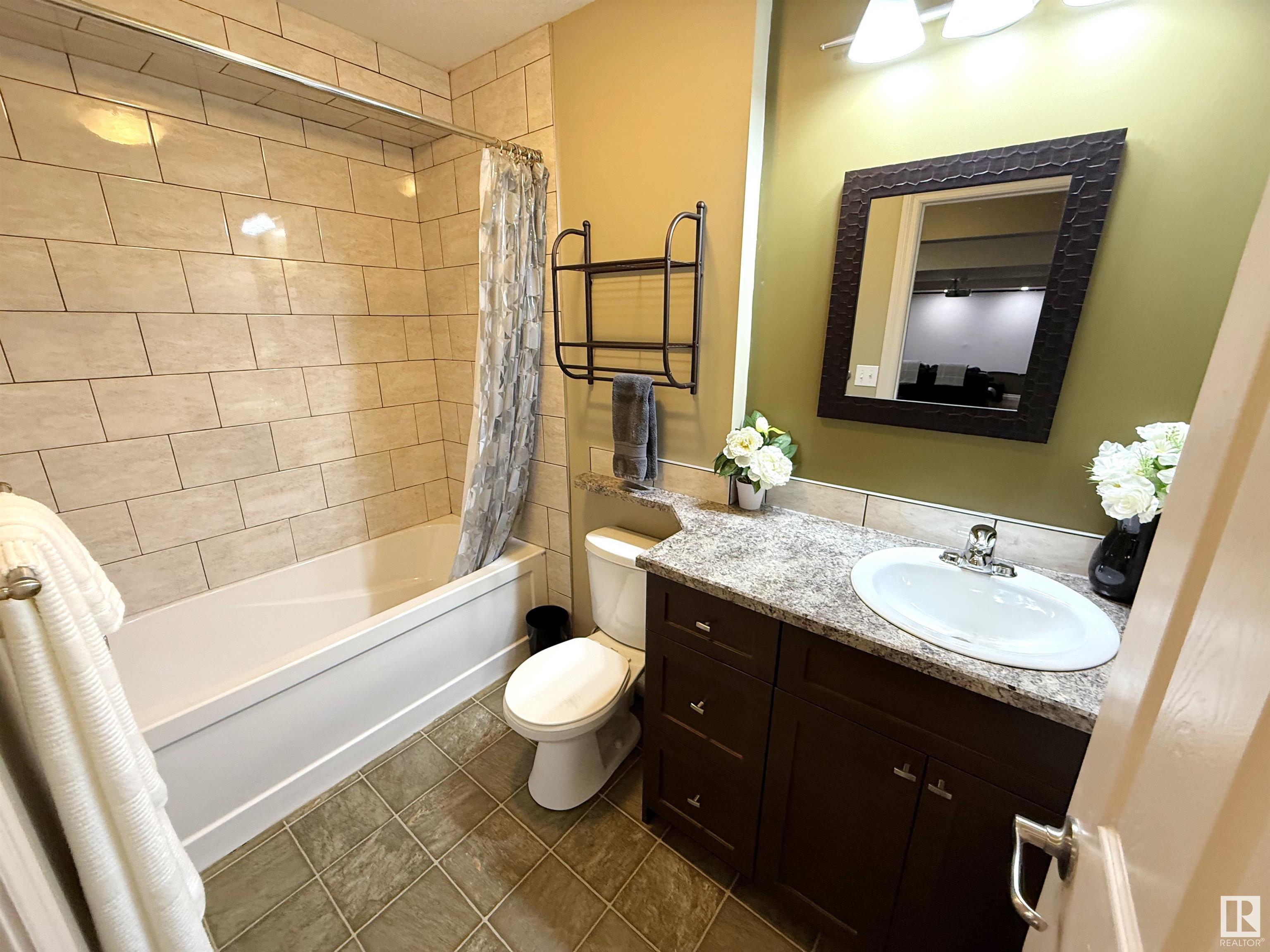      51 SPRUCE VILLAGE DR E , Spruce Grove,  ,T7X 0H1 ;  Listing Number: MLS E4419659