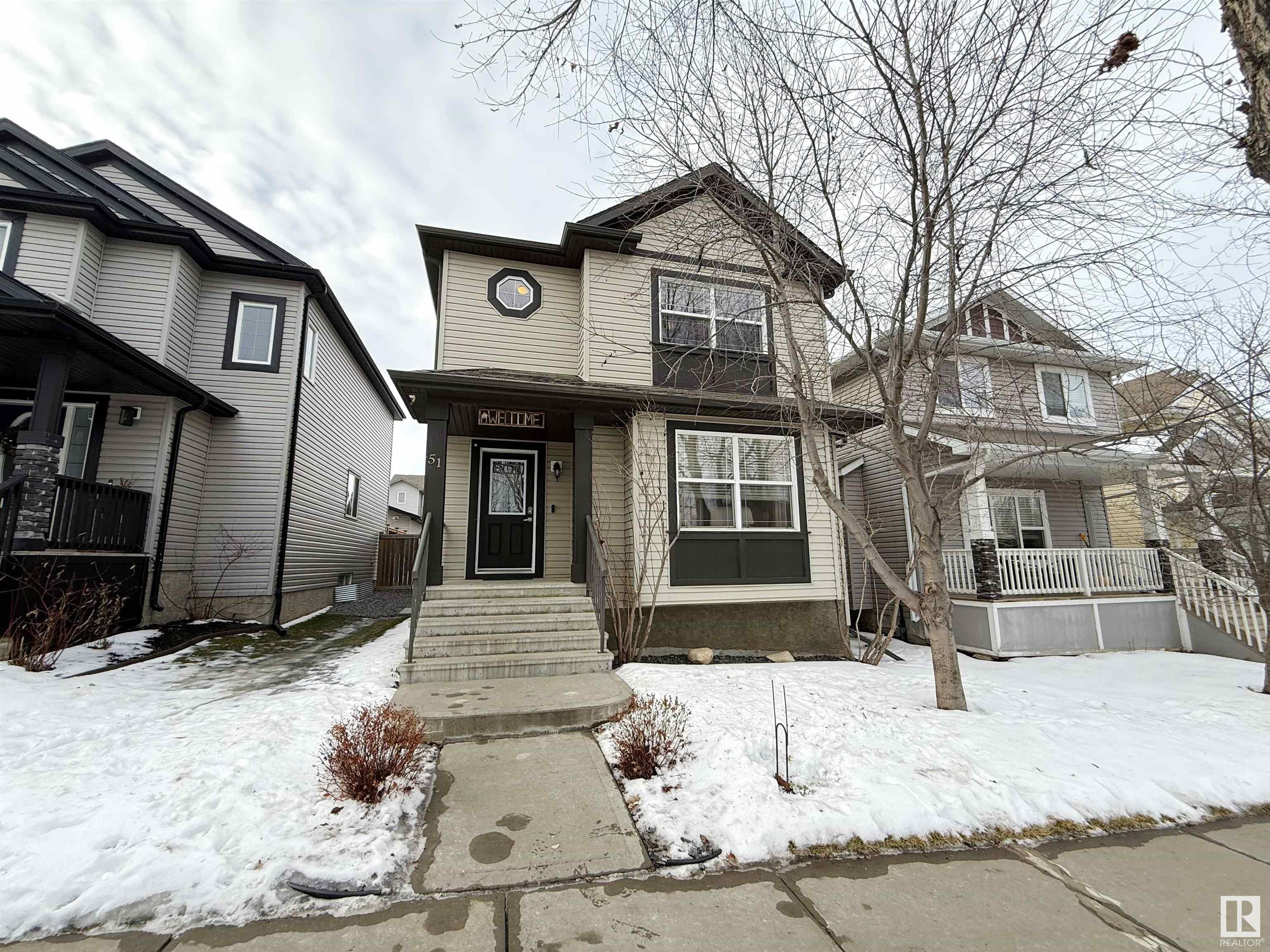      51 SPRUCE VILLAGE DR E , Spruce Grove,  ,T7X 0H1 ;  Listing Number: MLS E4419659