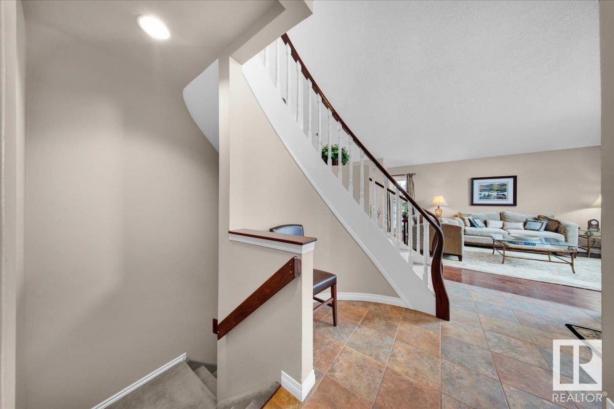      152 WOLF RIDGE PL NW , Edmonton,  ,T5T 5N1 ;  Listing Number: MLS E4419661
