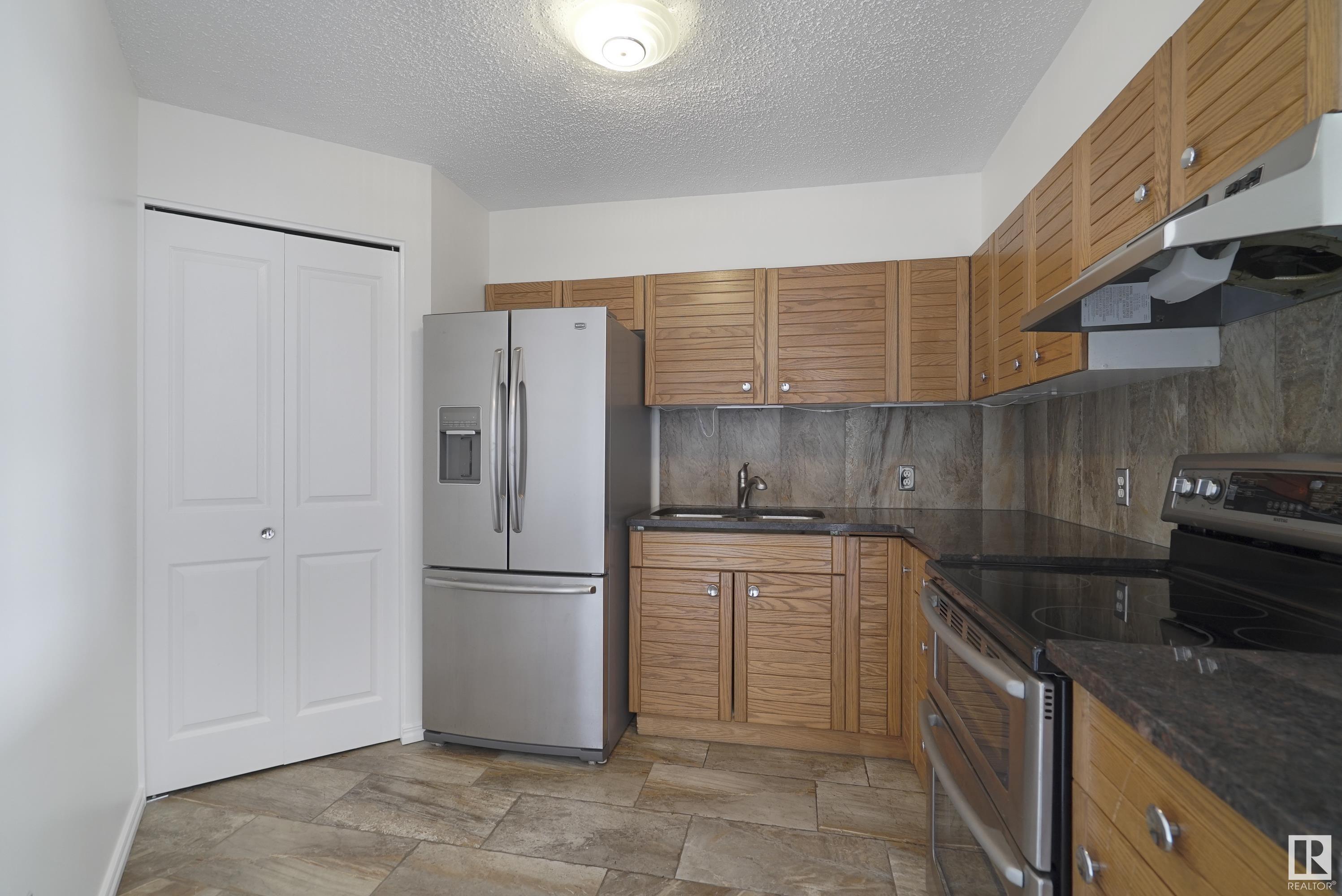      #709 10149 SASKATCHEWAN DR NW , Edmonton,  ,T6E 6B6 ;  Listing Number: MLS E4419662