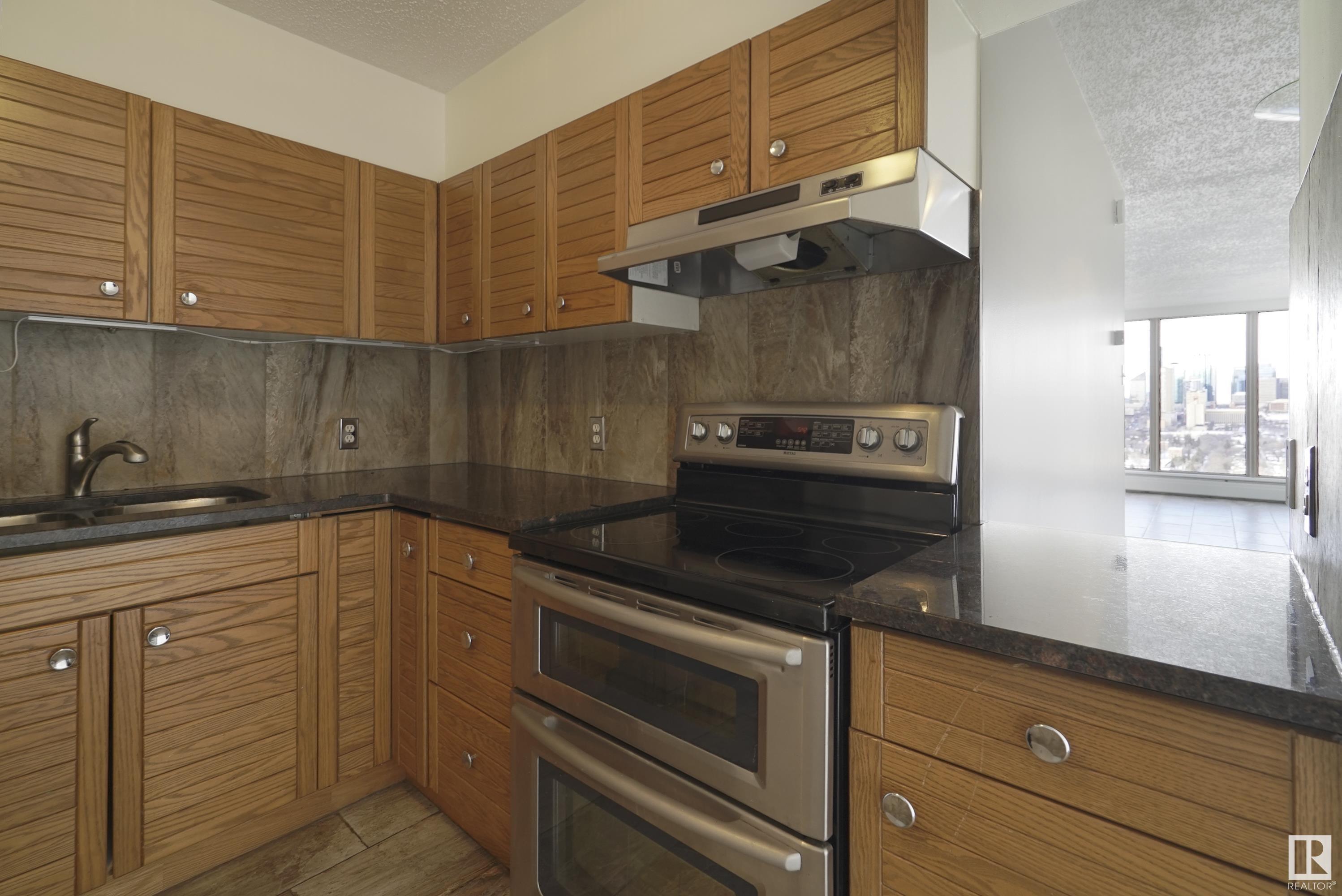      #709 10149 SASKATCHEWAN DR NW , Edmonton,  ,T6E 6B6 ;  Listing Number: MLS E4419662