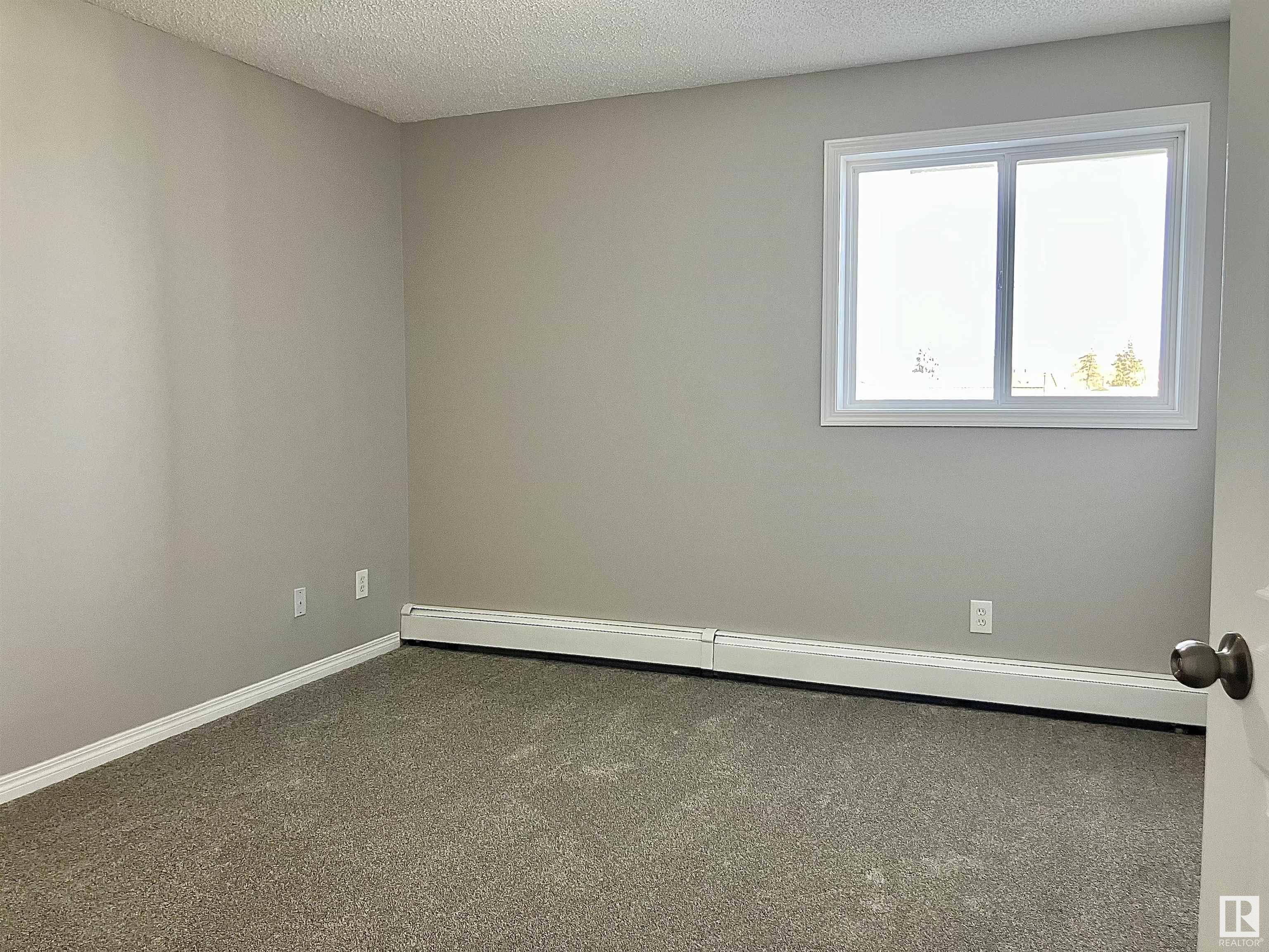      #205 9932 100 , Fort Saskatchewan,  ,T8L 4L2 ;  Listing Number: MLS E4419663