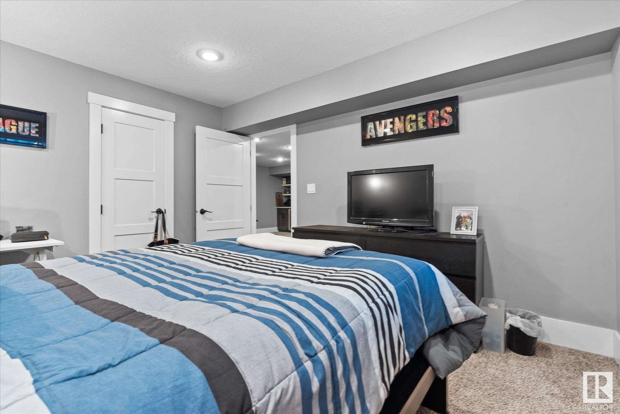      2003 AINSLIE LINK LI SW , Edmonton,  ,T6W 2M1 ;  Listing Number: MLS E4419665