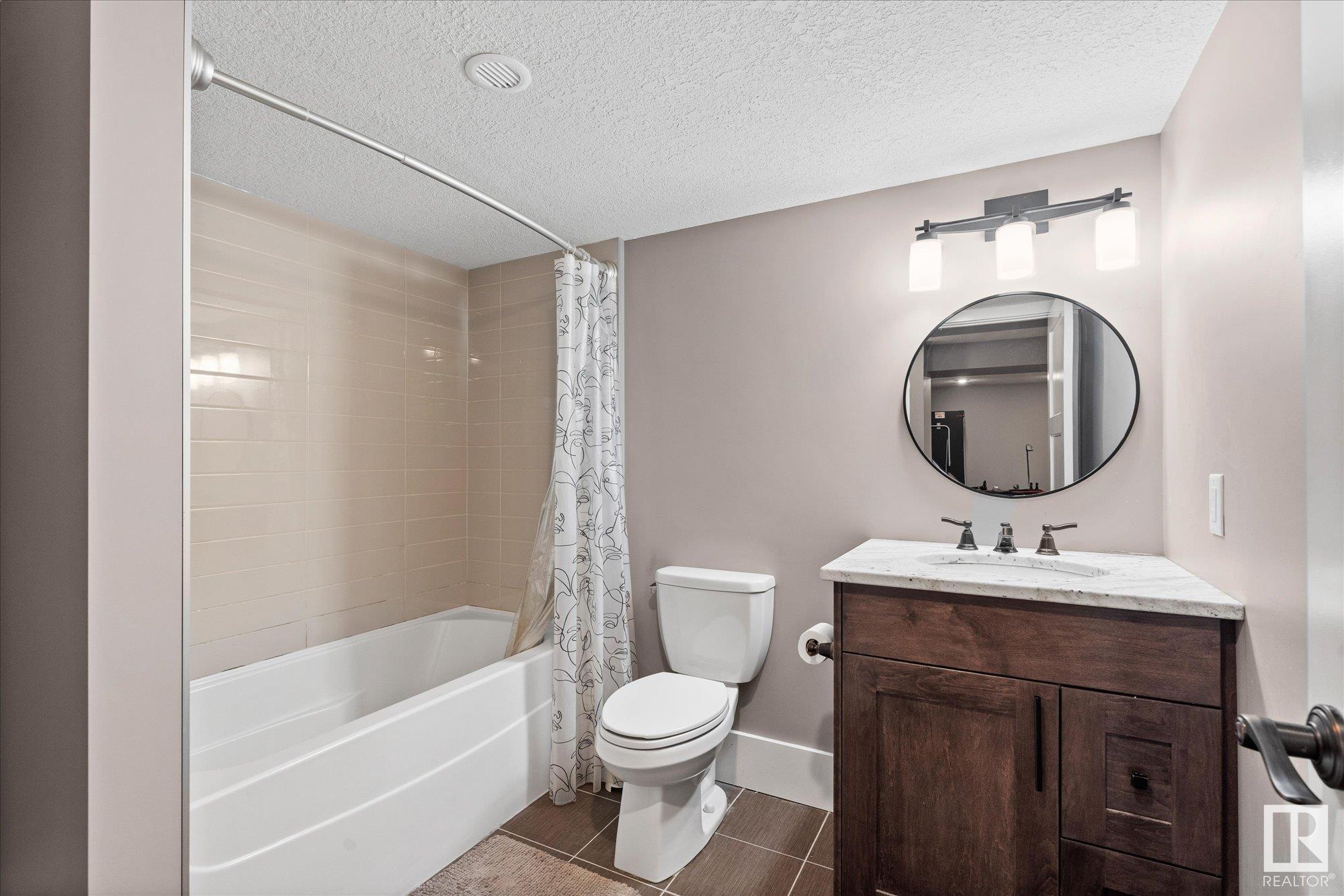      2003 AINSLIE LINK LI SW , Edmonton,  ,T6W 2M1 ;  Listing Number: MLS E4419665