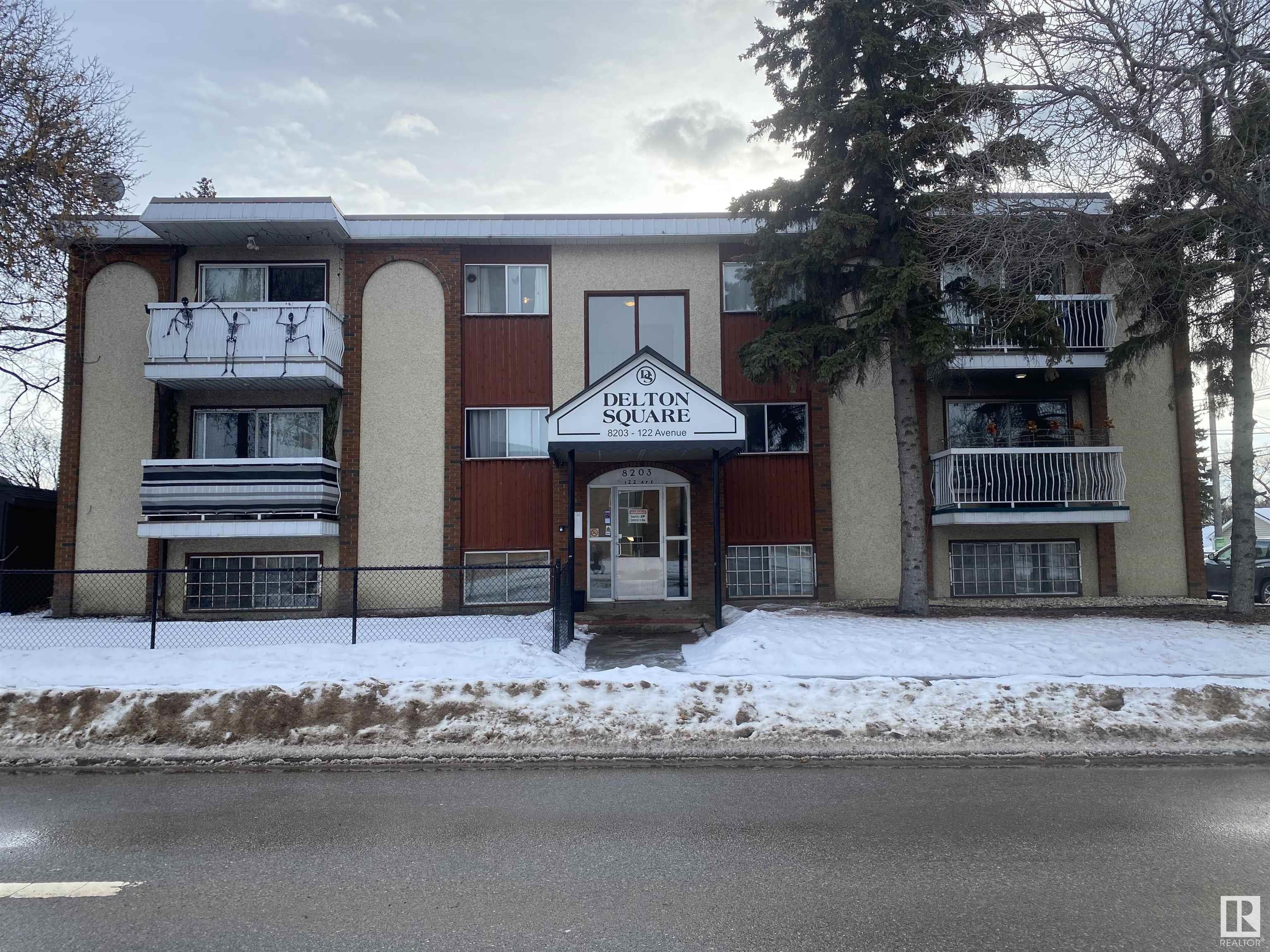      8203 122 AV NW NW , Edmonton,  ,T5B 4R1 ;  Listing Number: MLS E4419667