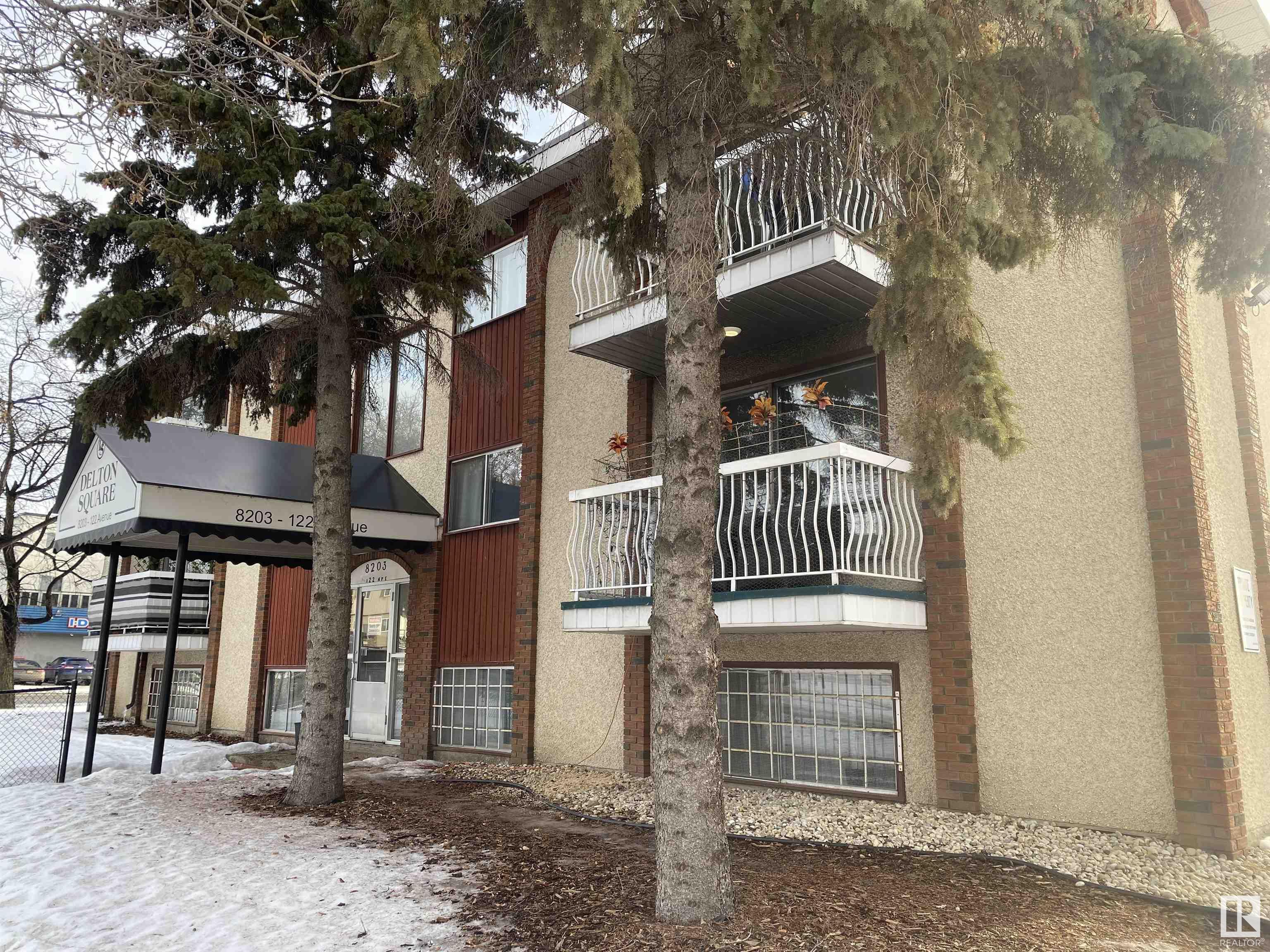      8203 122 AV NW NW , Edmonton,  ,T5B 4R1 ;  Listing Number: MLS E4419667