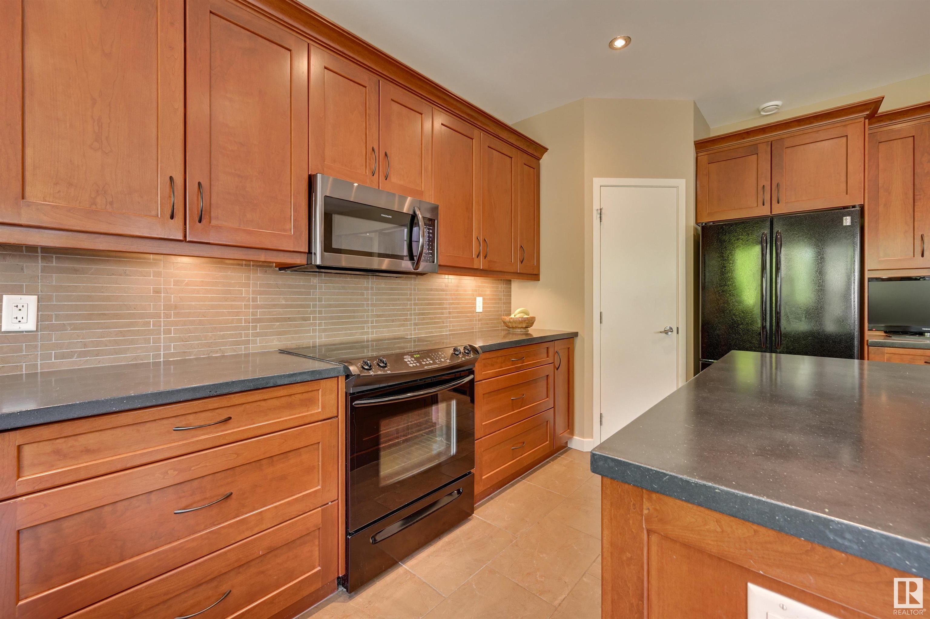      10320 VILLA AV NW , Edmonton,  ,T5N 3T9 ;  Listing Number: MLS E4419670