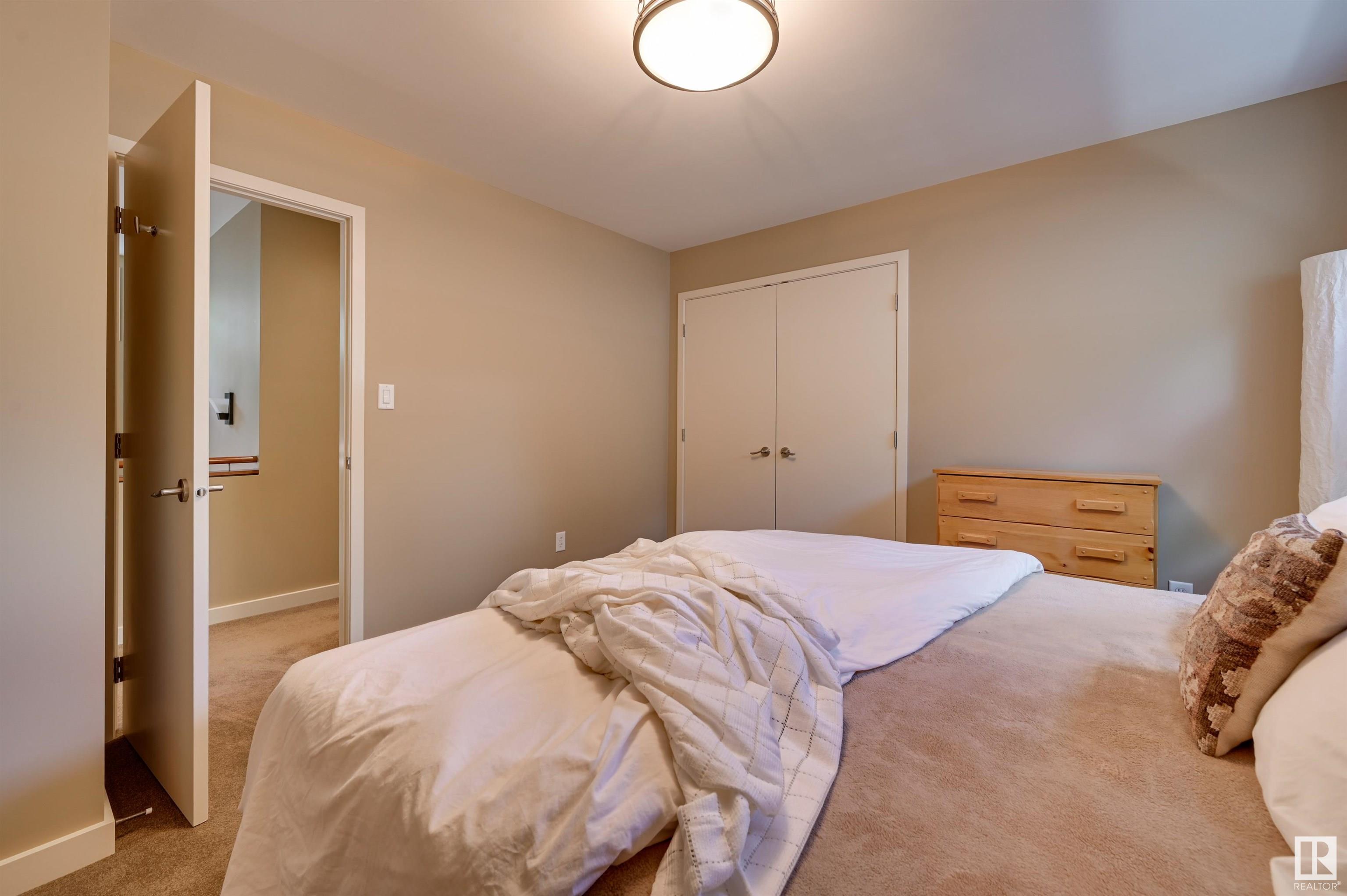      10320 VILLA AV NW , Edmonton,  ,T5N 3T9 ;  Listing Number: MLS E4419670