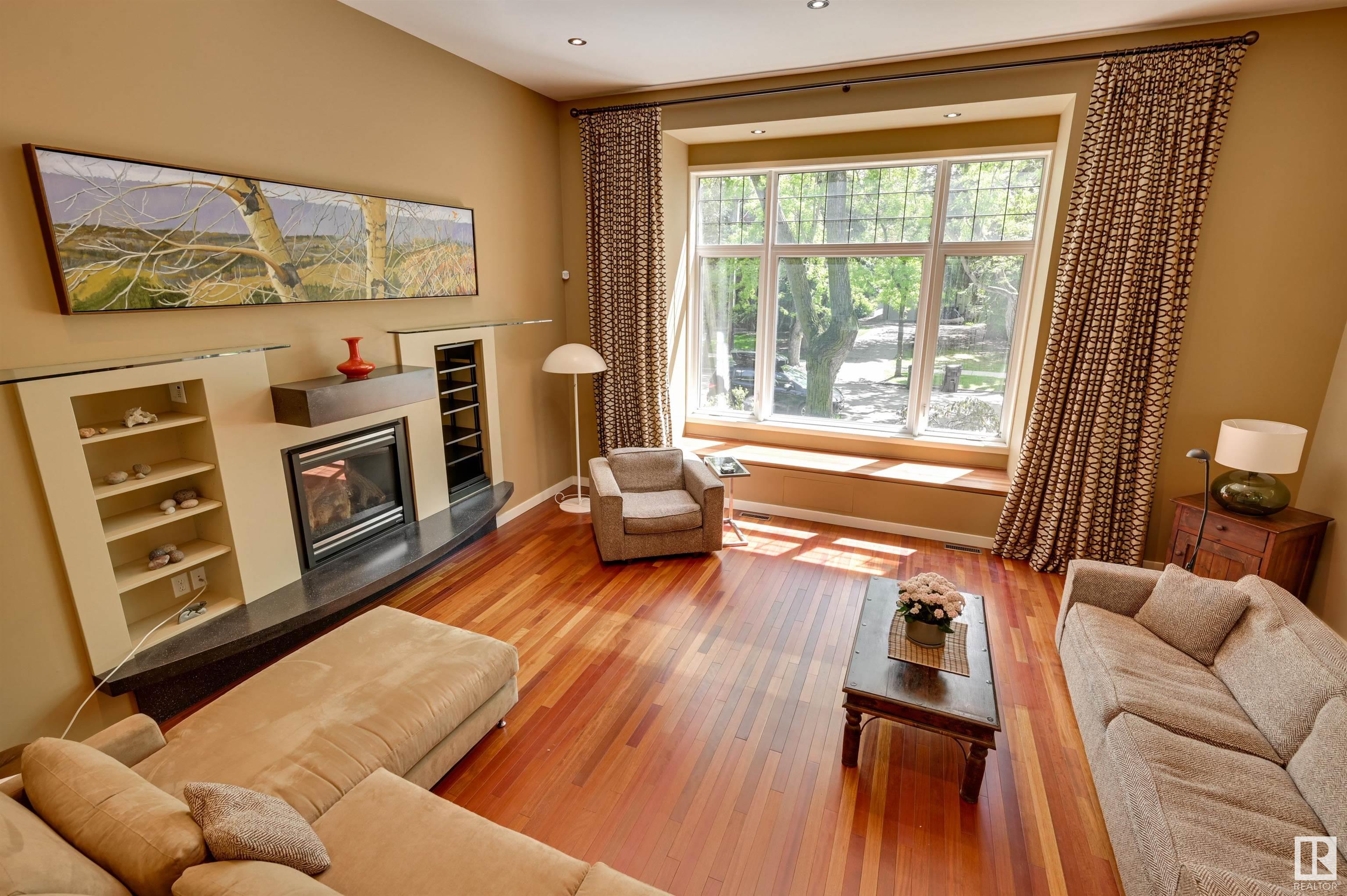      10320 VILLA AV NW , Edmonton,  ,T5N 3T9 ;  Listing Number: MLS E4419670