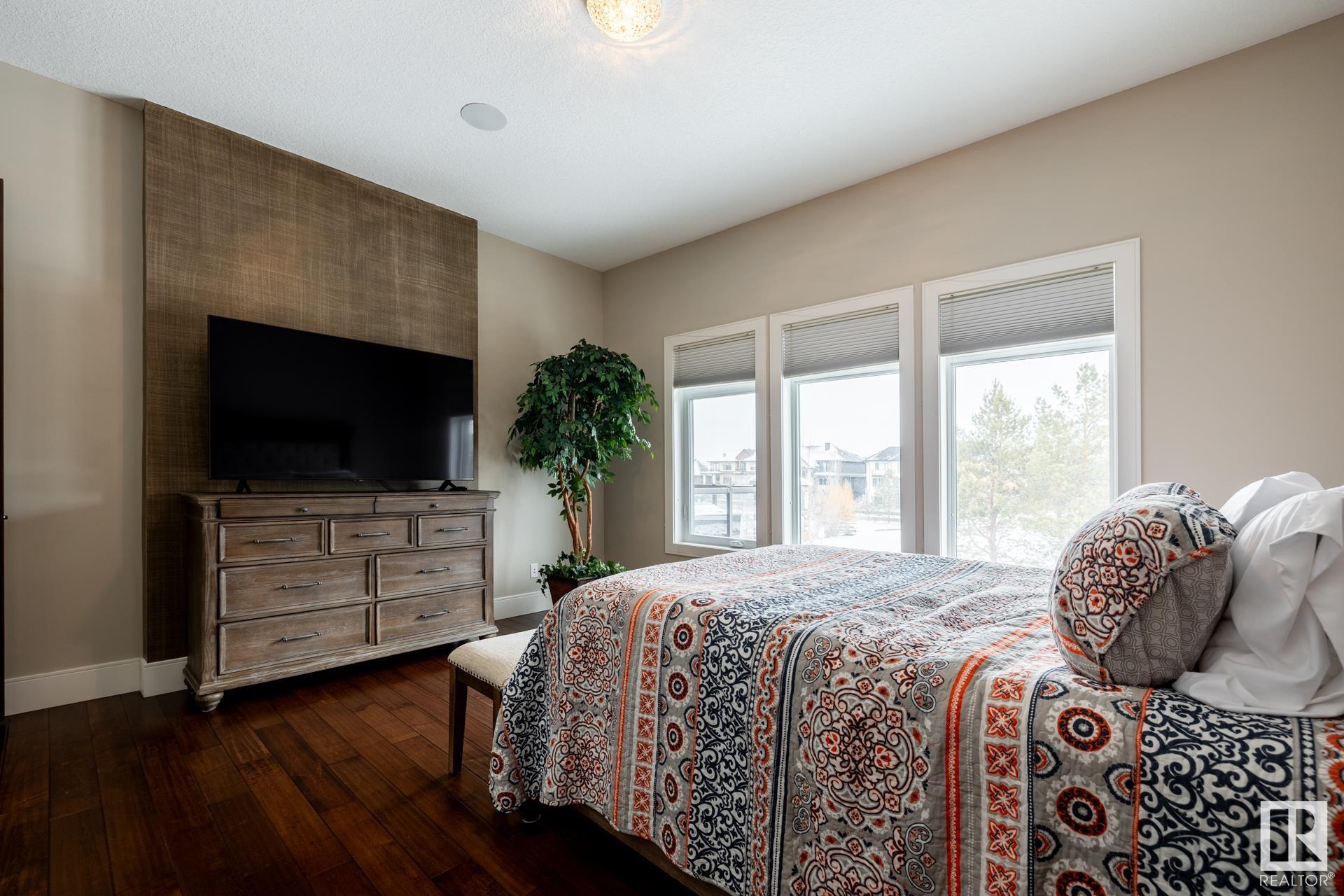      3104 WATSON GR SW , Edmonton,  ,T6W 0P2 ;  Listing Number: MLS E4419671