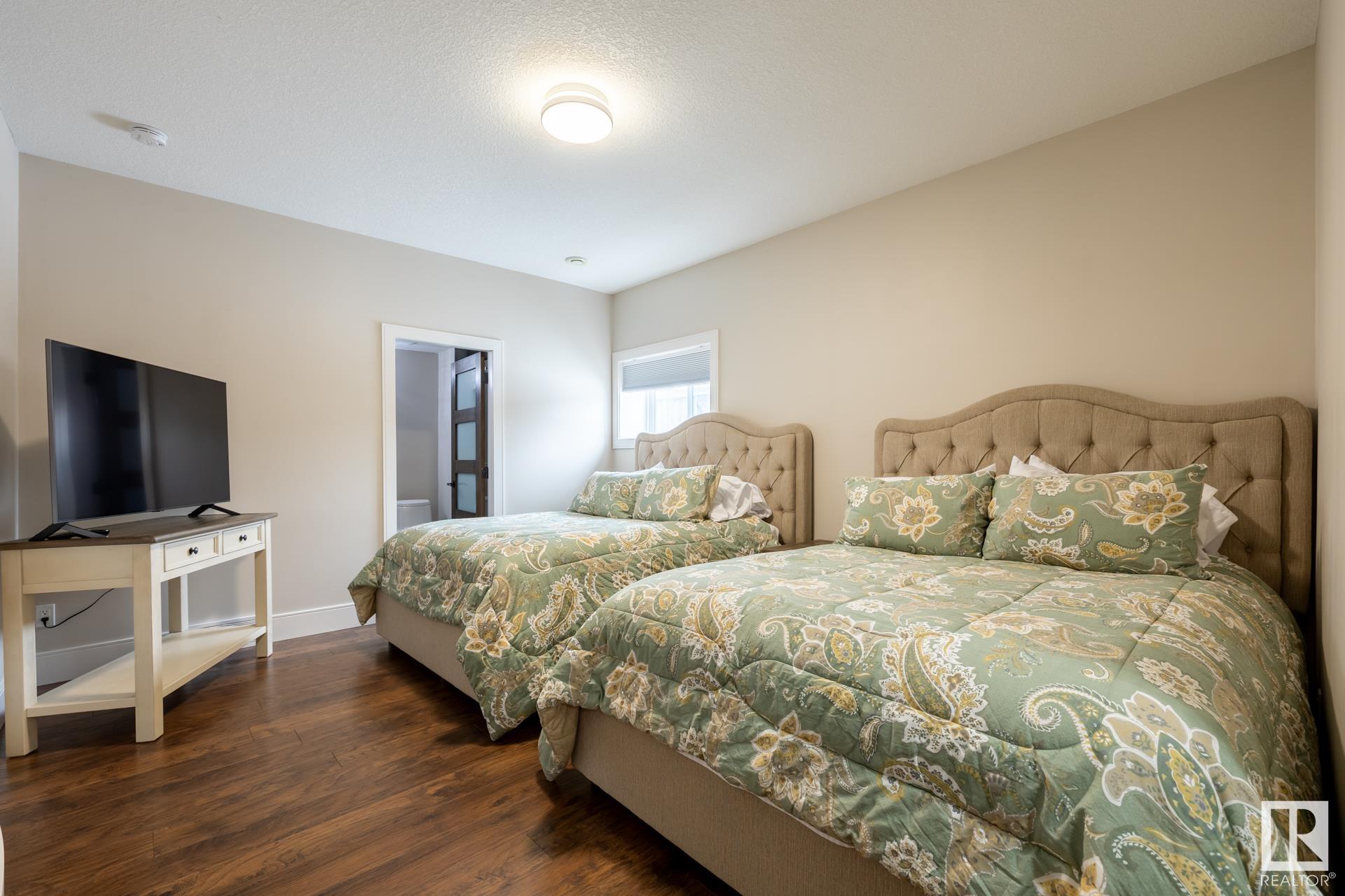      3104 WATSON GR SW , Edmonton,  ,T6W 0P2 ;  Listing Number: MLS E4419671