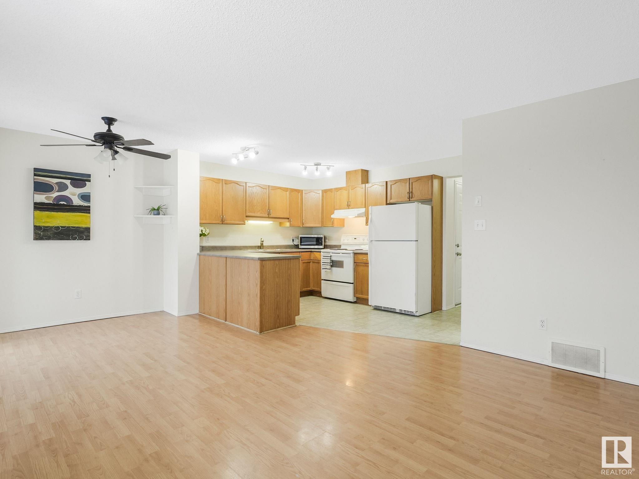      #8 324 HEATHERGLEN DR , Spruce Grove,  ,T7J 4J4 ;  Listing Number: MLS E4419673