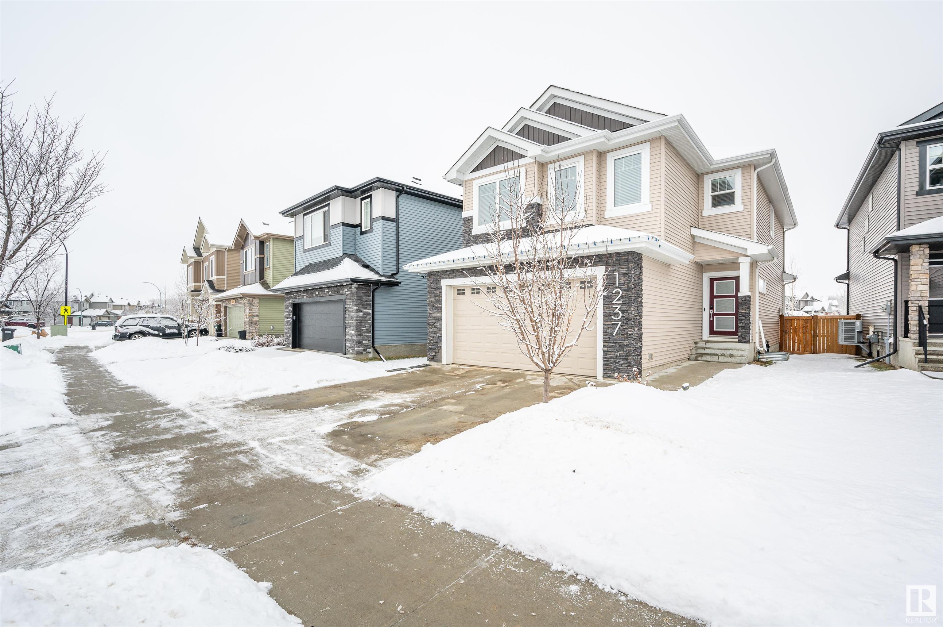      1237 CALAHOO RD , Spruce Grove,  ,T7X 0X8 ;  Listing Number: MLS E4419675