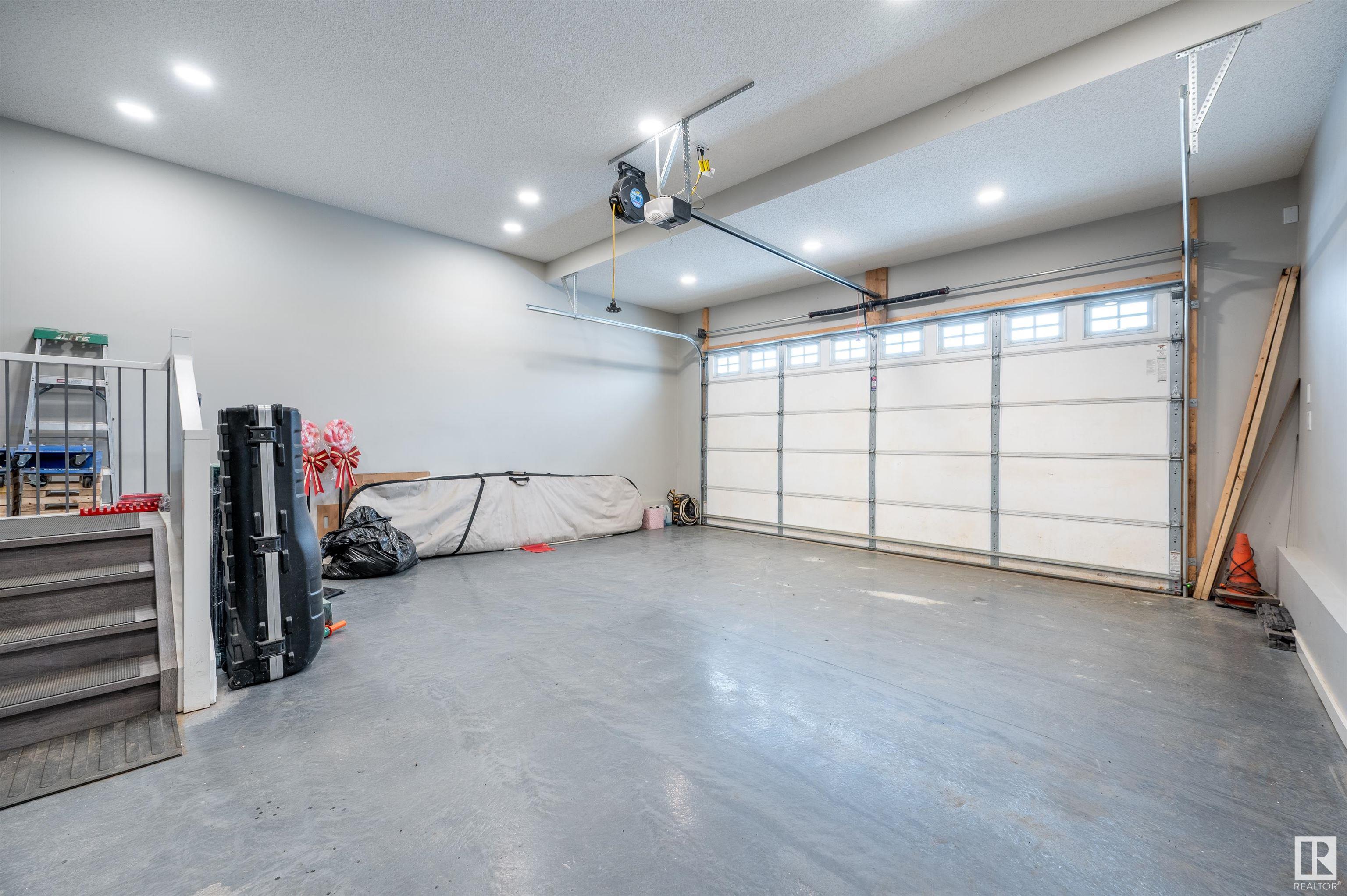      1237 CALAHOO RD , Spruce Grove,  ,T7X 0X8 ;  Listing Number: MLS E4419675