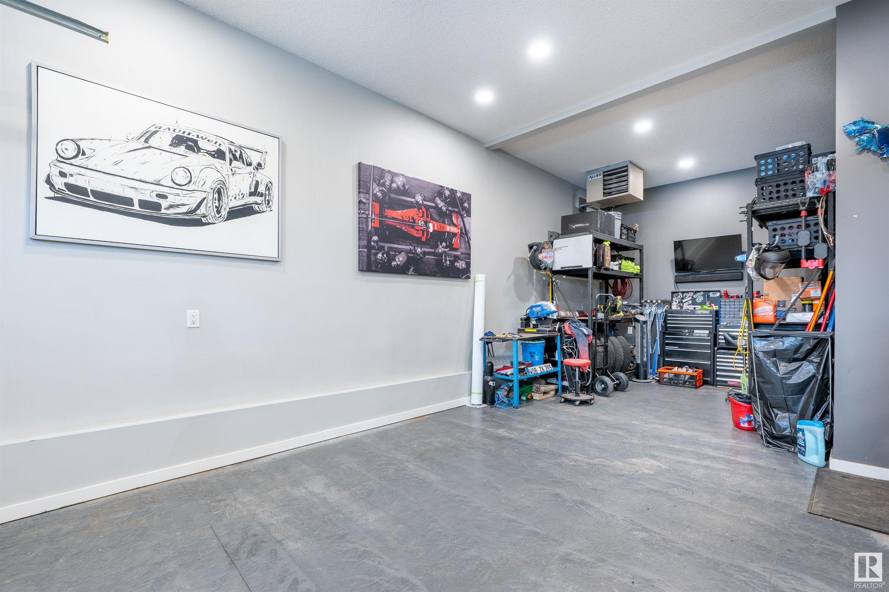      1237 CALAHOO RD , Spruce Grove,  ,T7X 0X8 ;  Listing Number: MLS E4419675