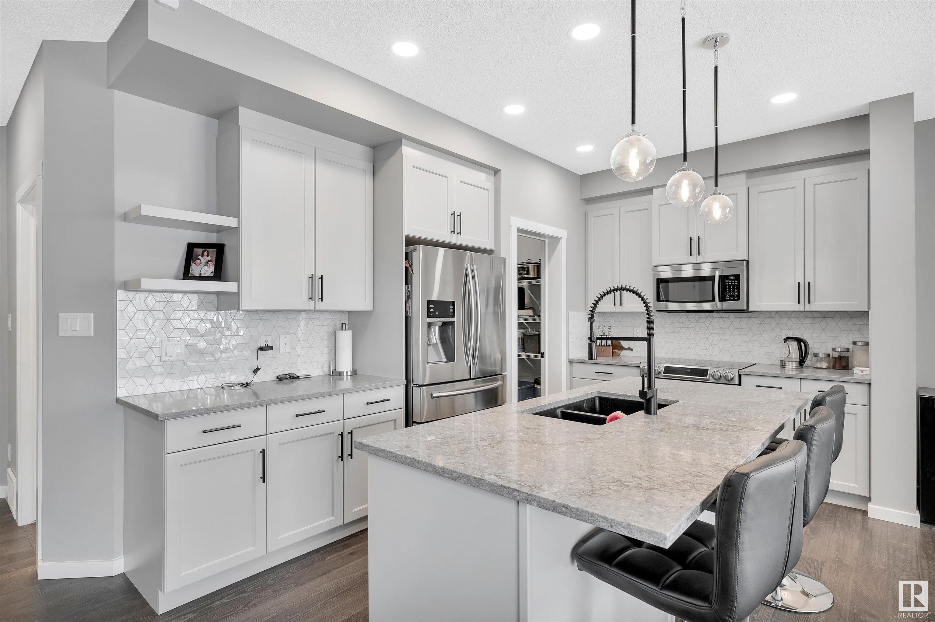      1237 CALAHOO RD , Spruce Grove,  ,T7X 0X8 ;  Listing Number: MLS E4419675