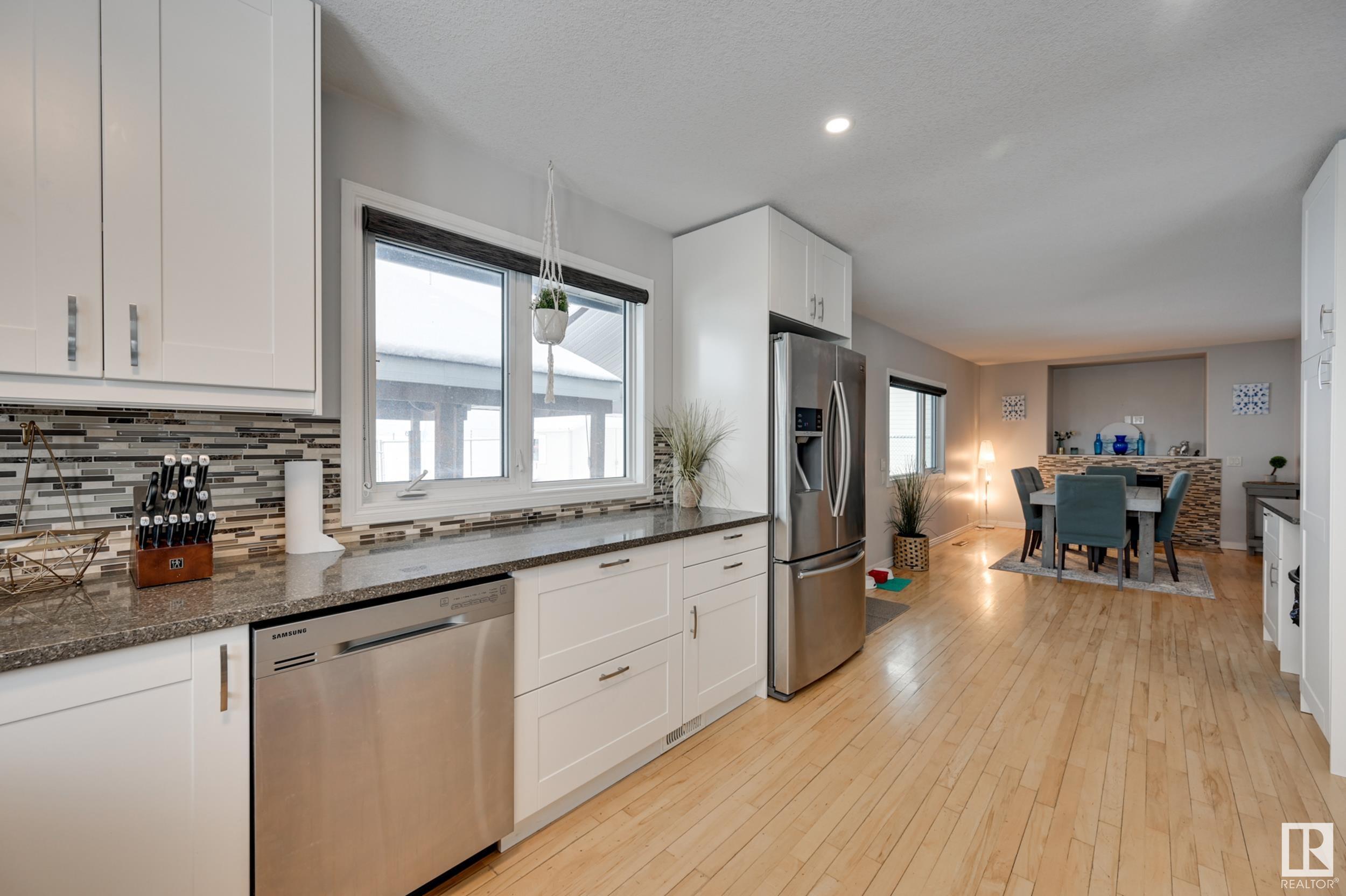      1066 PARKER DR , Sherwood Park,  ,T8A 3Y2 ;  Listing Number: MLS E4419679