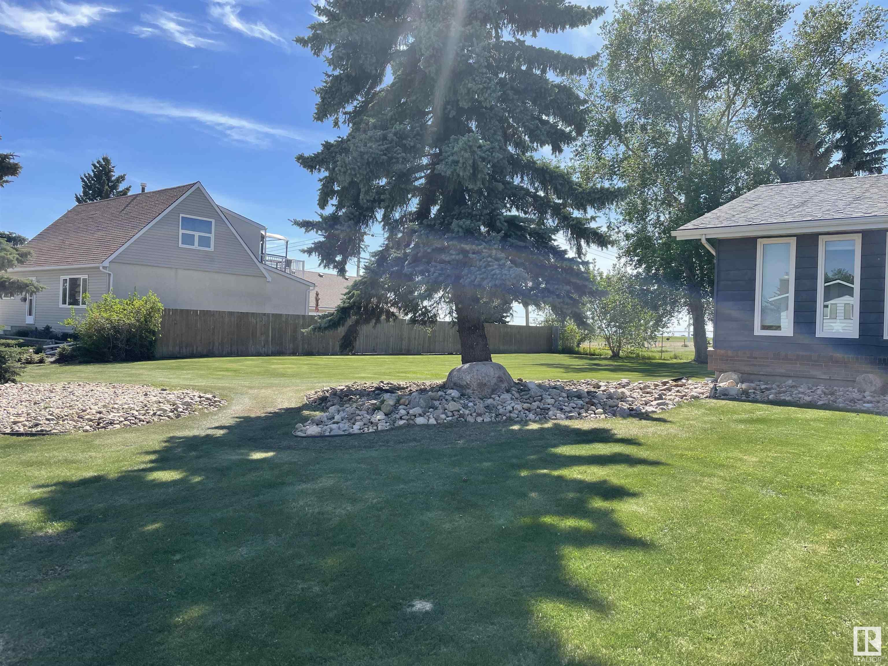      1066 PARKER DR , Sherwood Park,  ,T8A 3Y2 ;  Listing Number: MLS E4419679