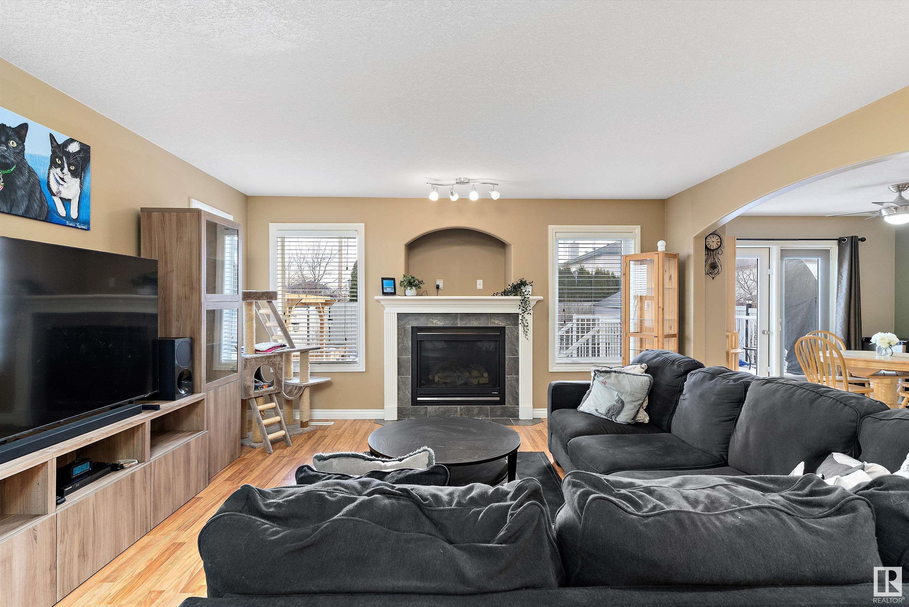      52 GRAYRIDGE CR , Stony Plain,  ,T7Z 2Z3 ;  Listing Number: MLS E4419680