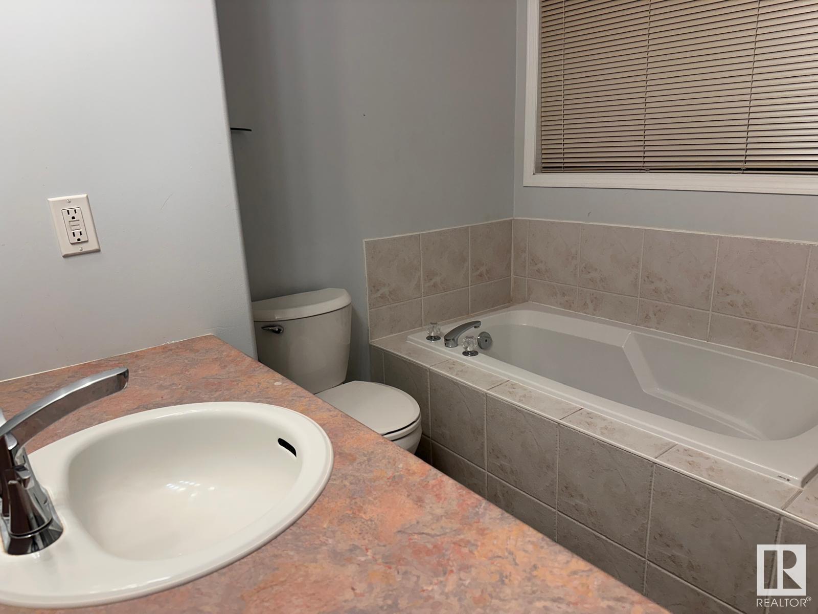      15431 133 ST NW , Edmonton,  ,T6V 1G4 ;  Listing Number: MLS E4419685