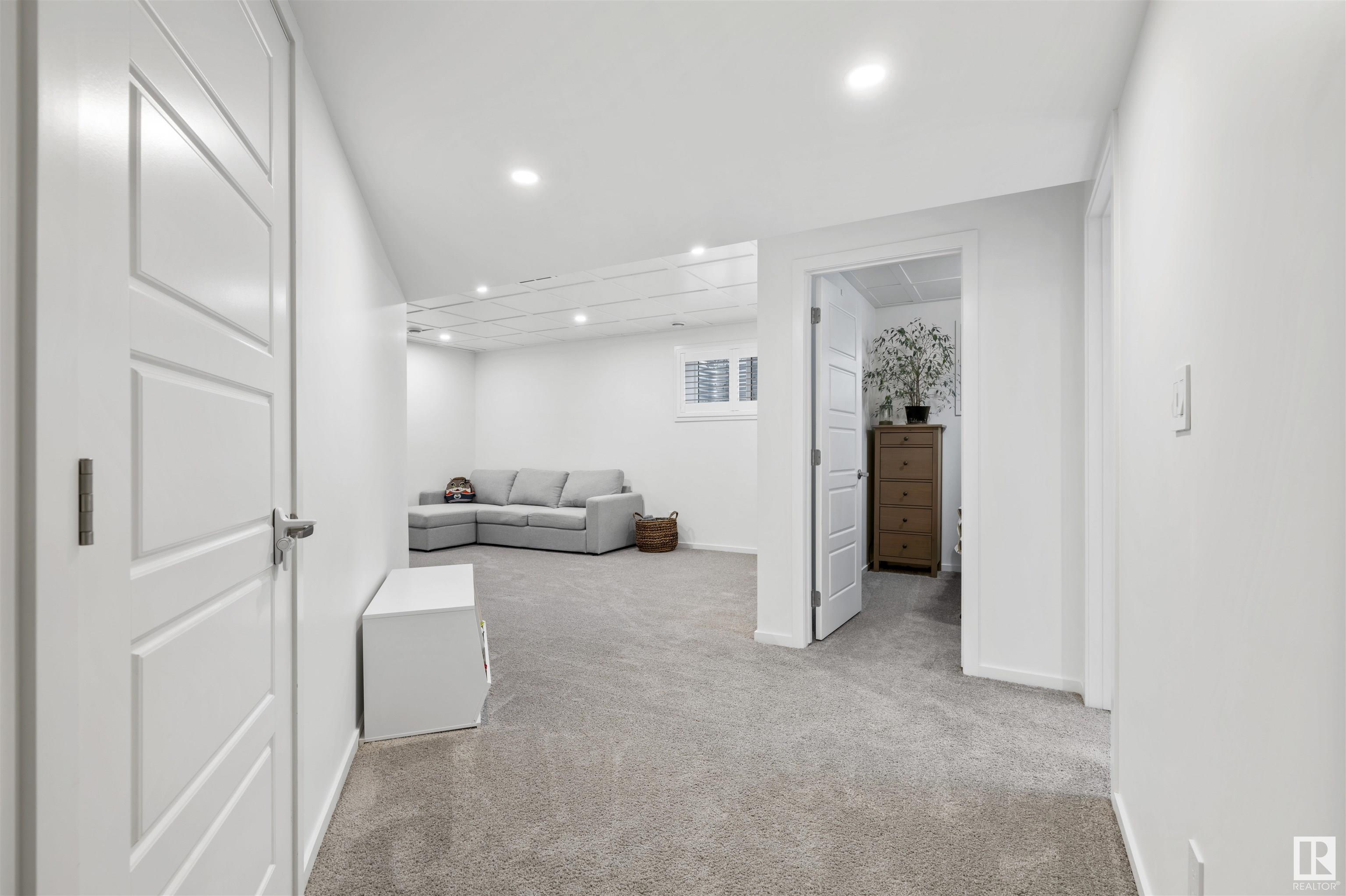      20706 19A AV NW , Edmonton,  ,T6M 1R6 ;  Listing Number: MLS E4419688