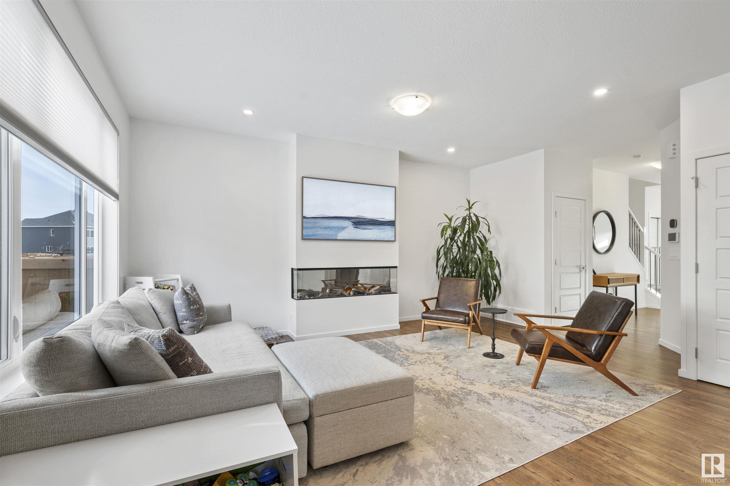      20706 19A AV NW , Edmonton,  ,T6M 1R6 ;  Listing Number: MLS E4419688