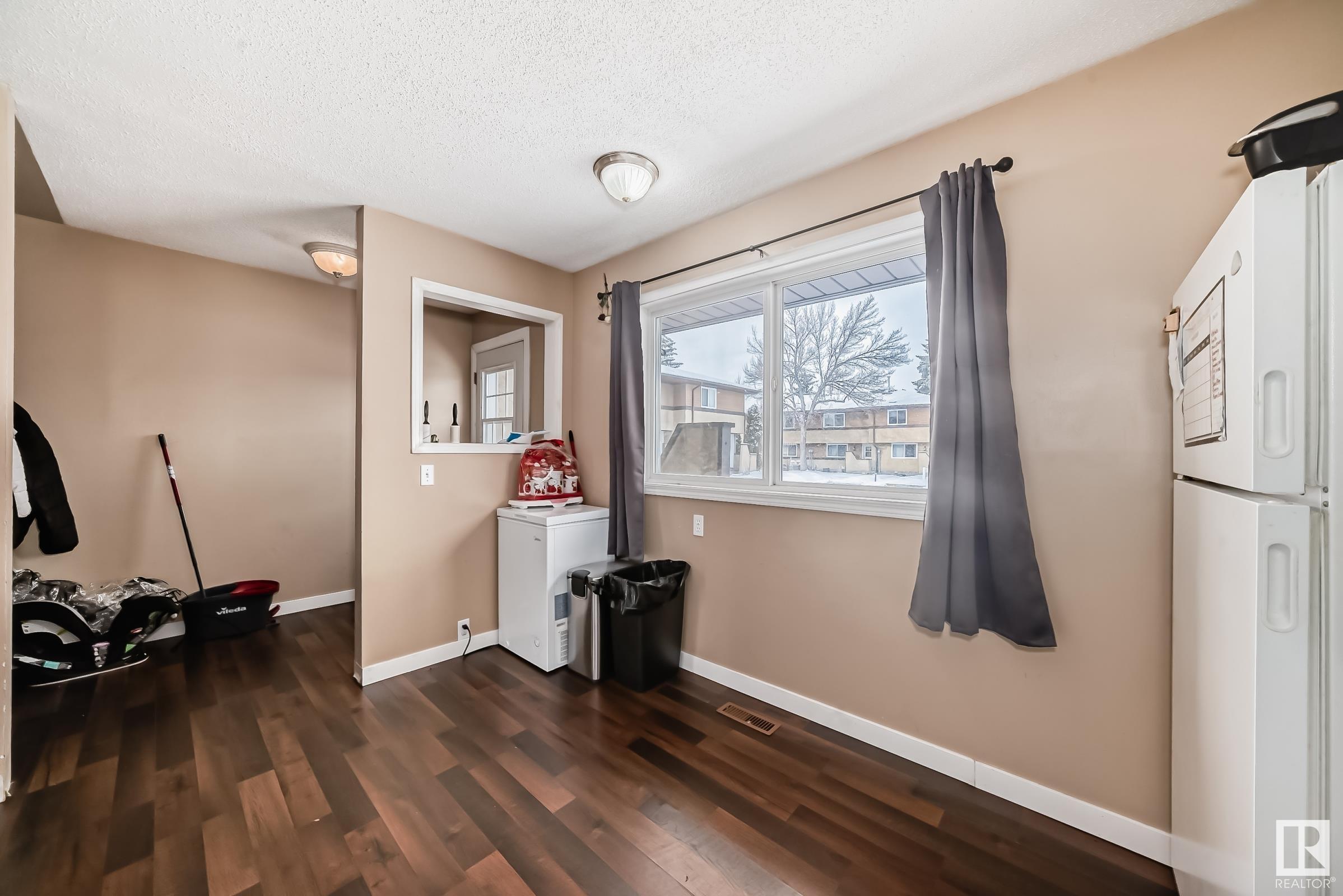      117 WOODBOROUGH WY NW , Edmonton,  ,T5Y 1N2 ;  Listing Number: MLS E4419690