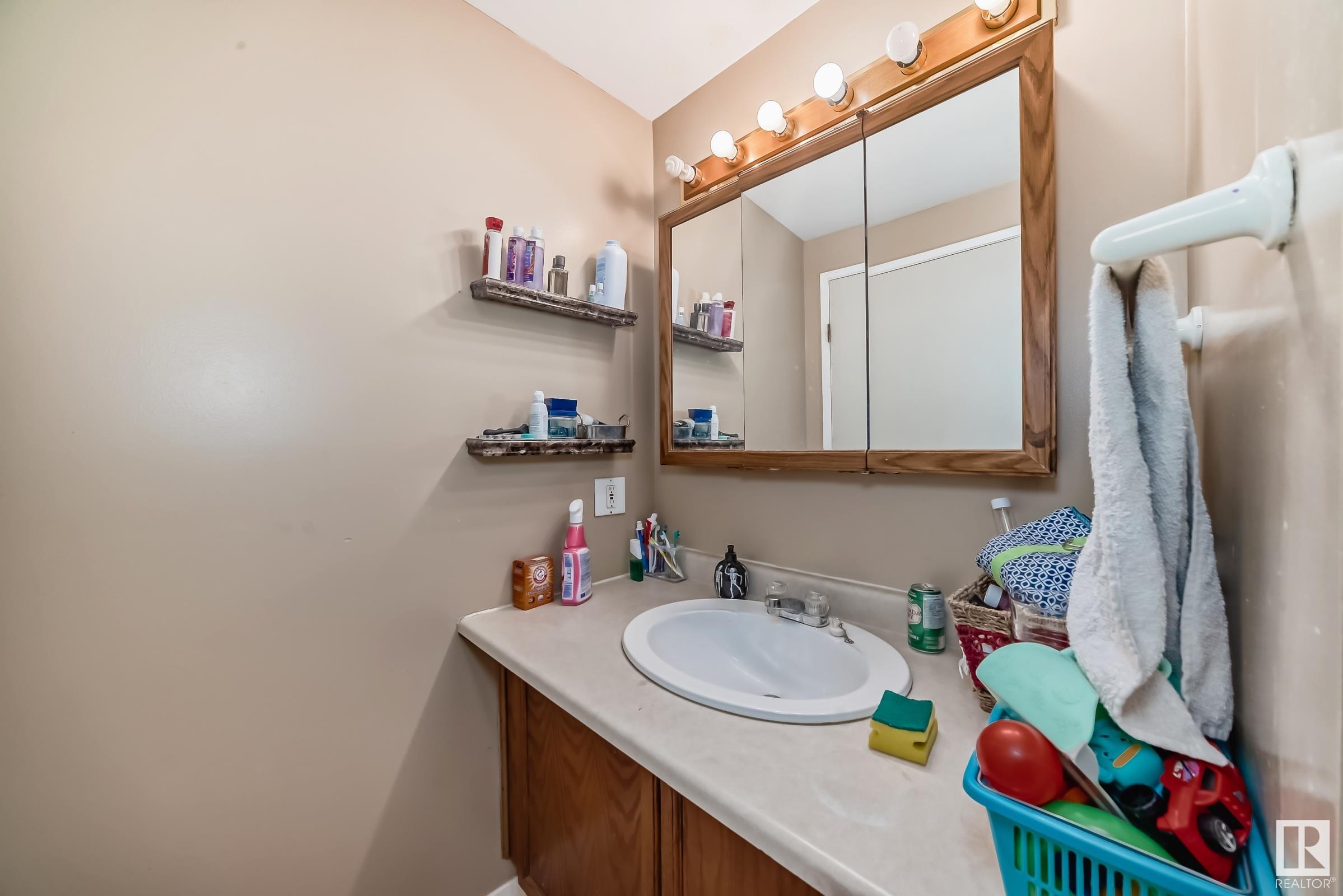      117 WOODBOROUGH WY NW , Edmonton,  ,T5Y 1N2 ;  Listing Number: MLS E4419690