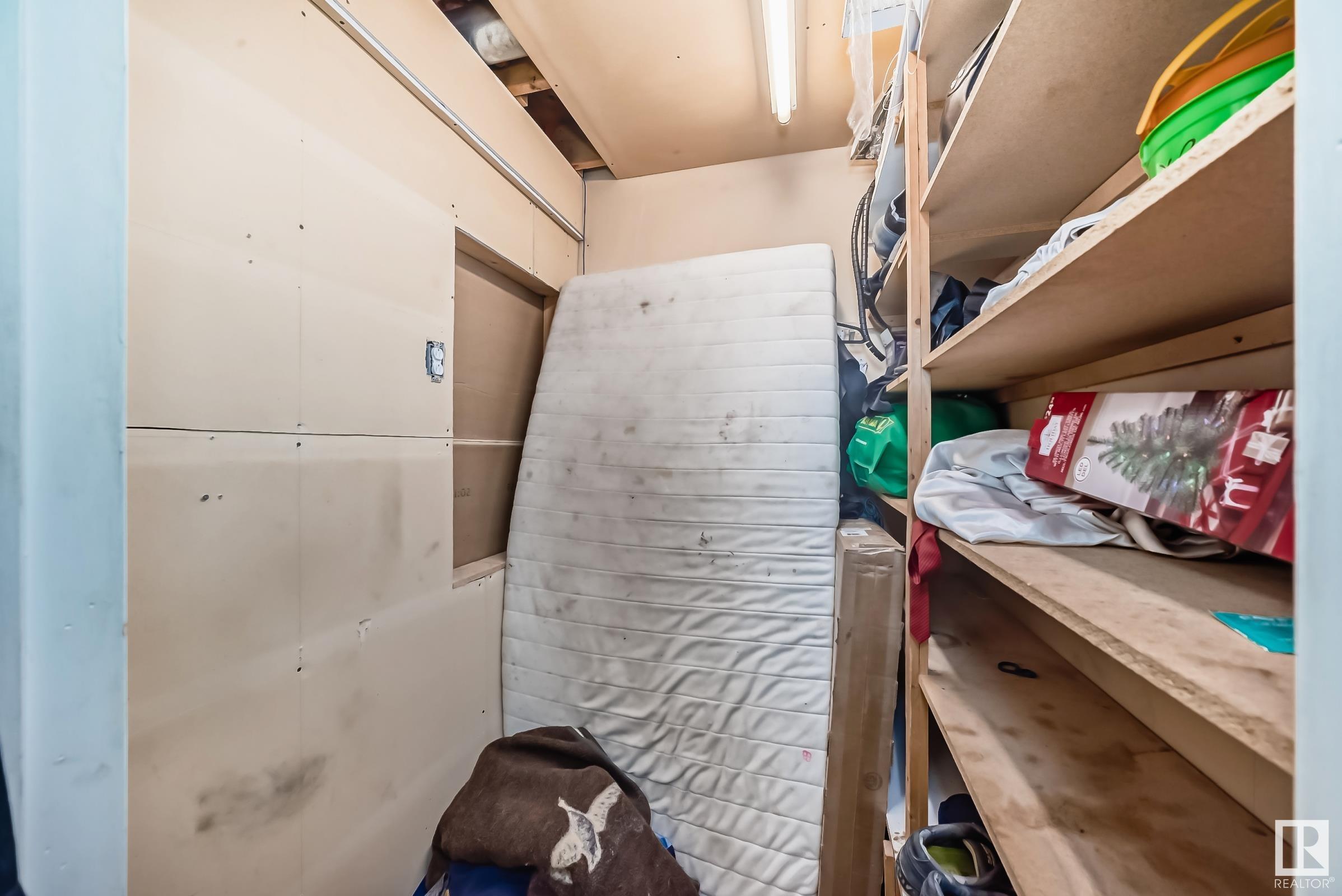      117 WOODBOROUGH WY NW , Edmonton,  ,T5Y 1N2 ;  Listing Number: MLS E4419690