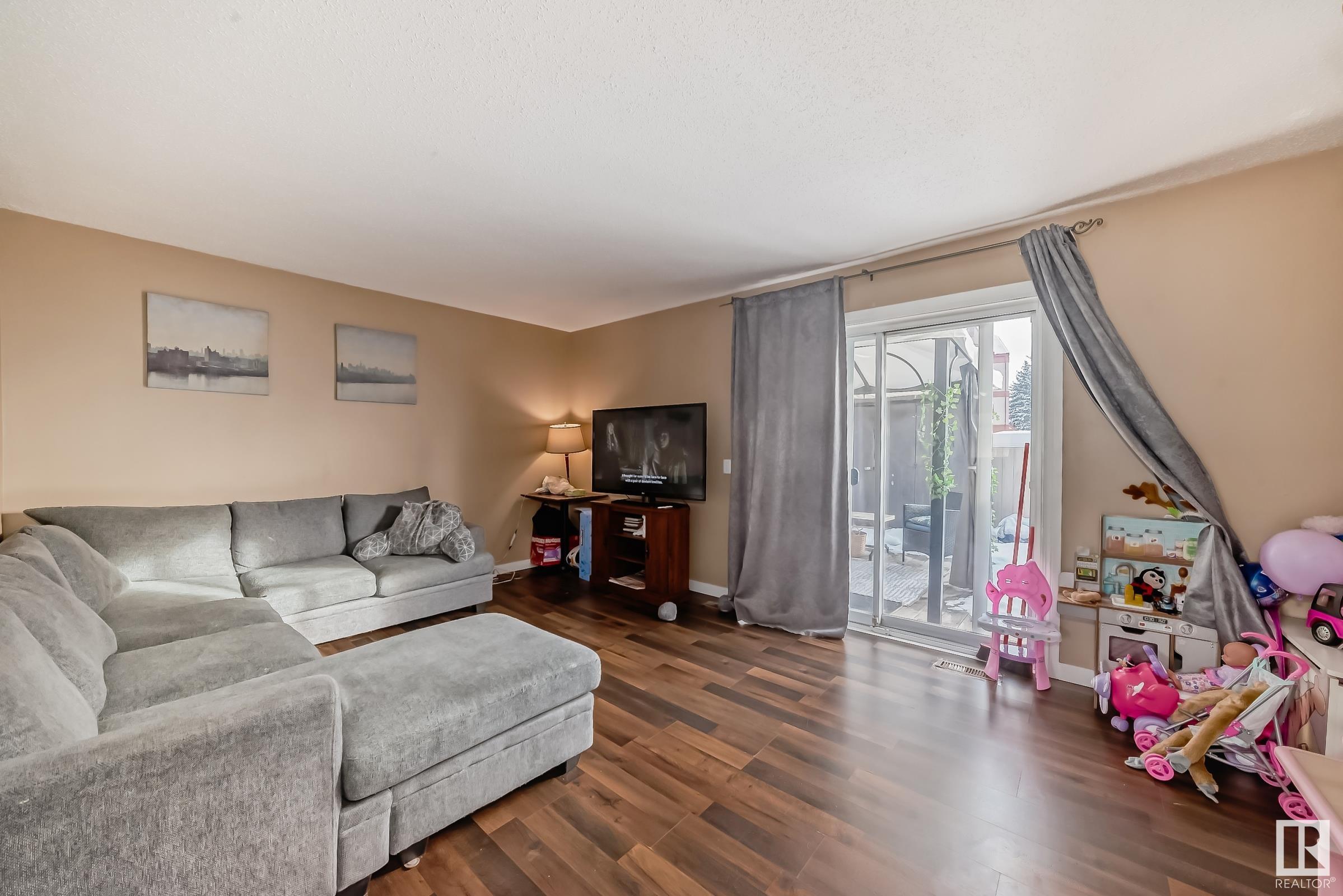      117 WOODBOROUGH WY NW , Edmonton,  ,T5Y 1N2 ;  Listing Number: MLS E4419690