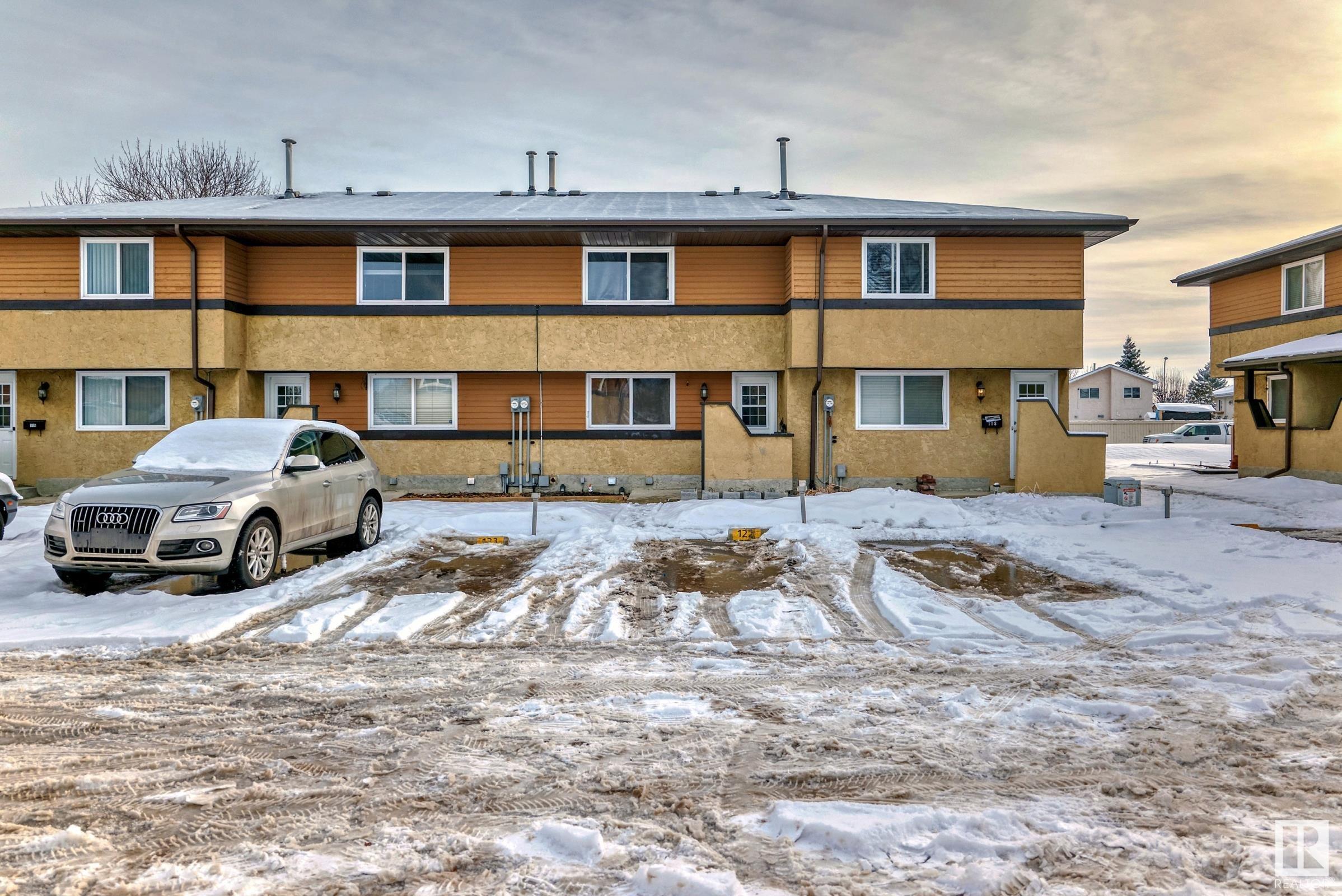      117 WOODBOROUGH WY NW , Edmonton,  ,T5Y 1N2 ;  Listing Number: MLS E4419690