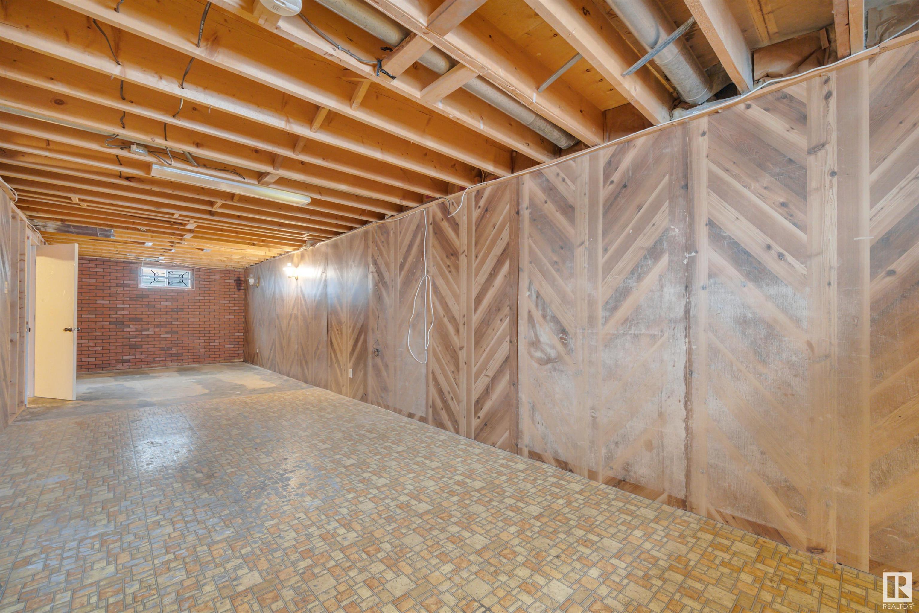      843 MILLBOURNE RD E NW , Edmonton,  ,T6K 0S4 ;  Listing Number: MLS E4419691