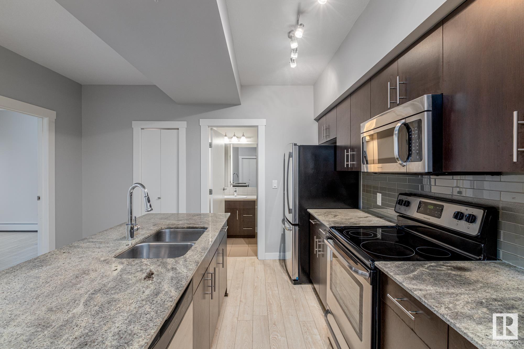      #2205 10226 104 ST NW , Edmonton,  ,T5J 1B8 ;  Listing Number: MLS E4419694