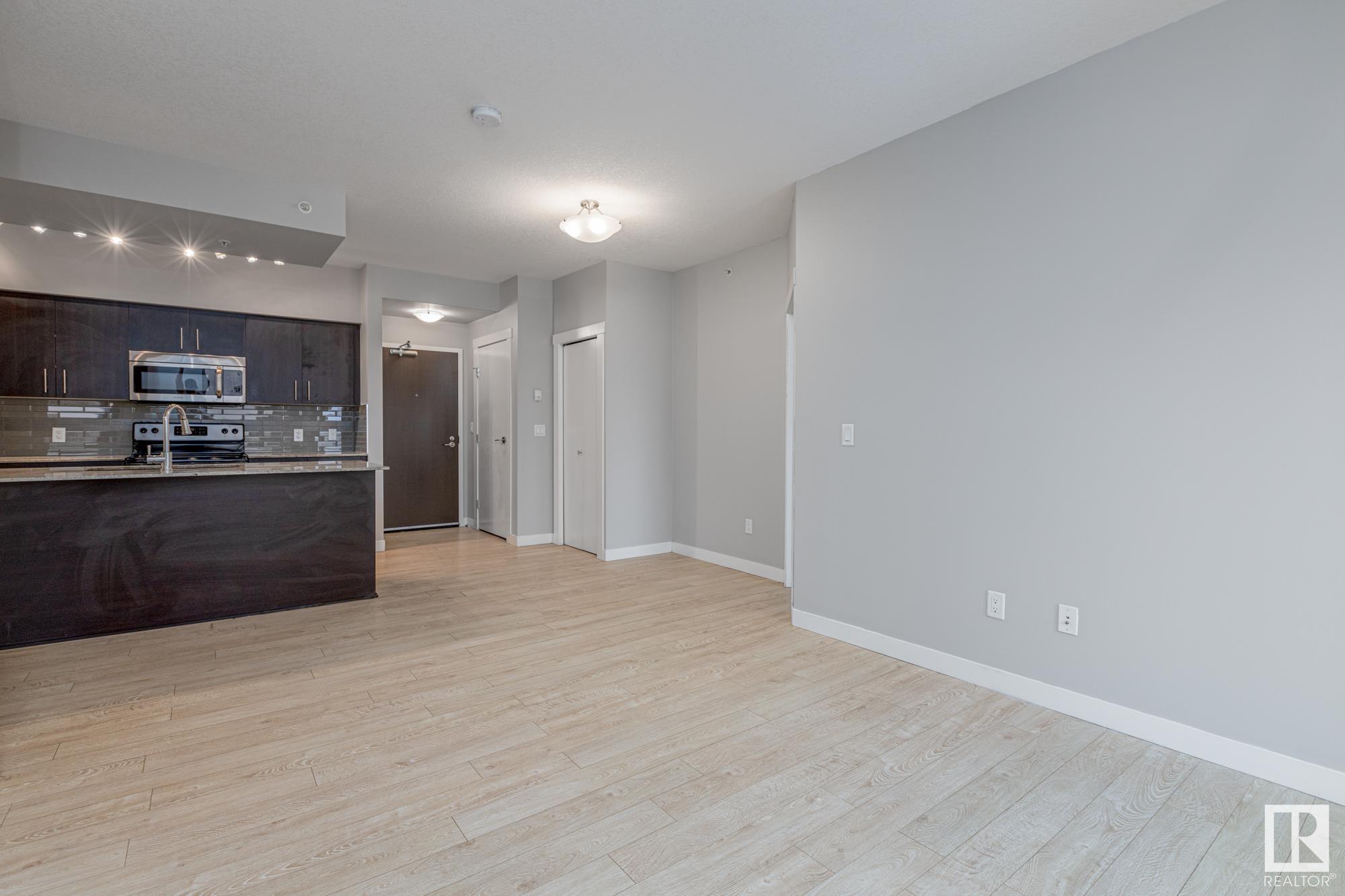      #2205 10226 104 ST NW , Edmonton,  ,T5J 1B8 ;  Listing Number: MLS E4419694