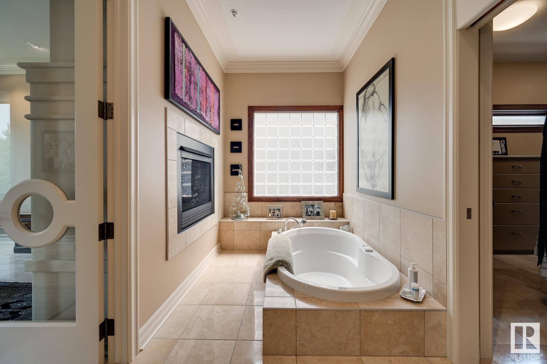      925 HOLLINGSWORTH BN NW , Edmonton,  ,T6R 3L3 ;  Listing Number: MLS E4419695