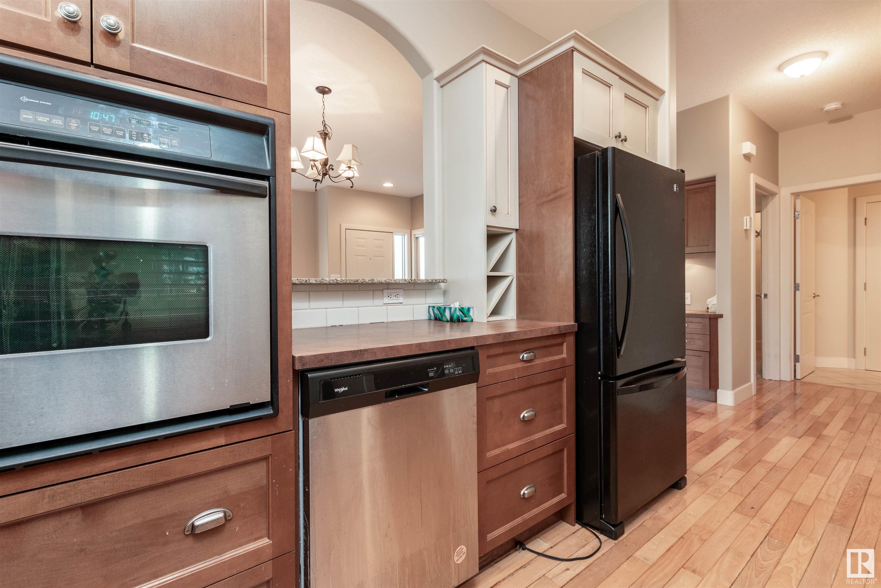     10651 68 ave 6711 107 St AV NW , Edmonton,  ,T6H 2B3 ;  Listing Number: MLS E4419702