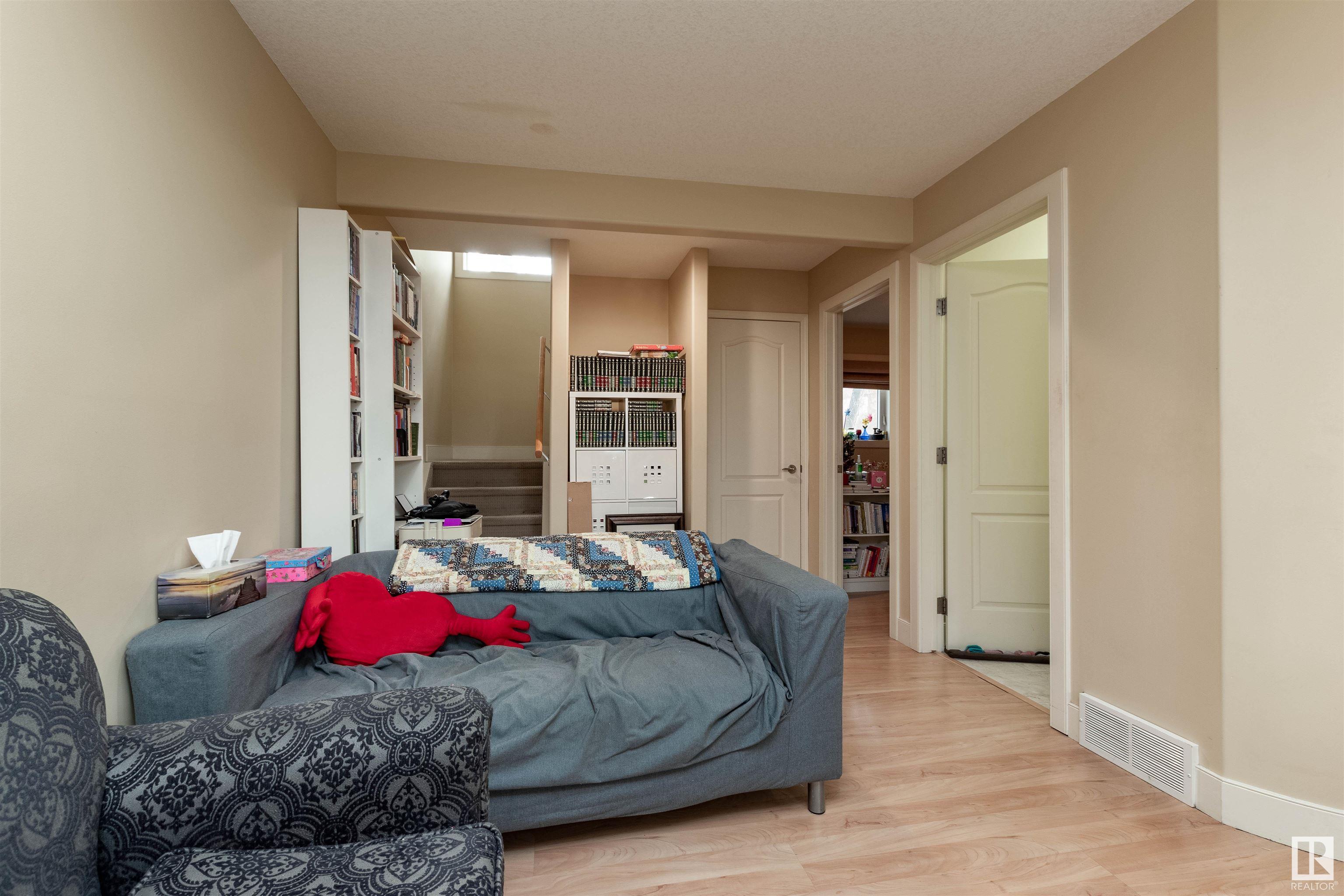      10651 68 ave 6711 107 St AV NW , Edmonton,  ,T6H 2B3 ;  Listing Number: MLS E4419702